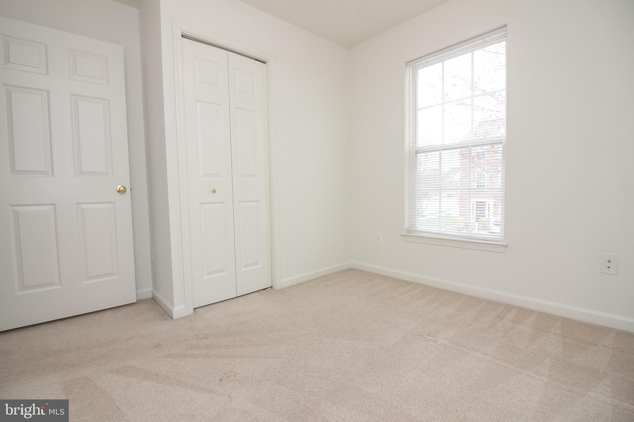 LAKELAND PLACE - Residential