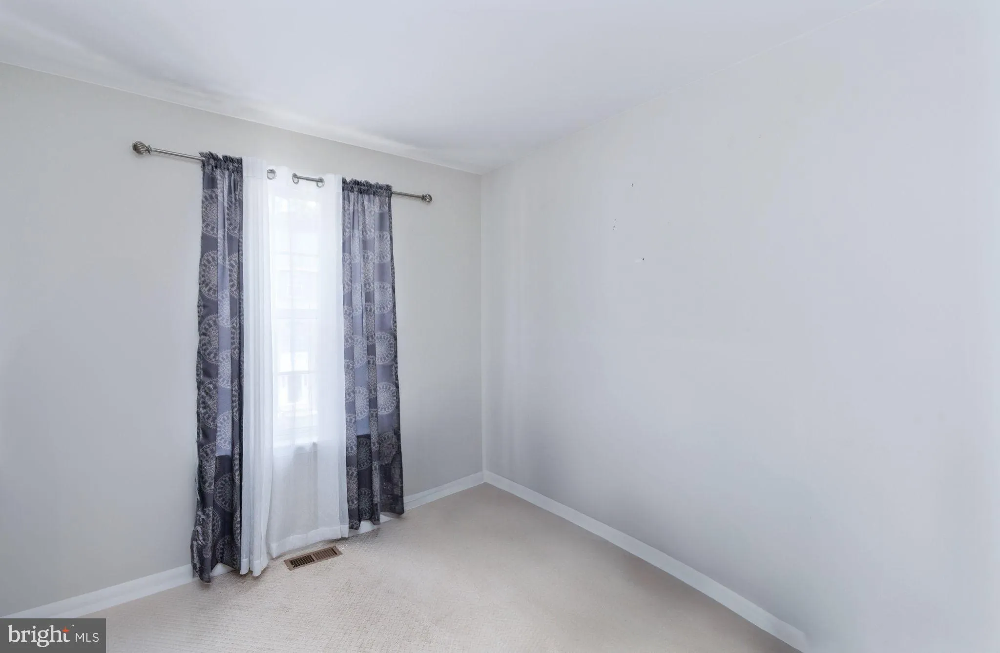 Fredericksburg, Virginia 22405, United States, 4 Bedrooms Bedrooms, ,4 BathroomsBathrooms,Residential,Coming Soon,128586