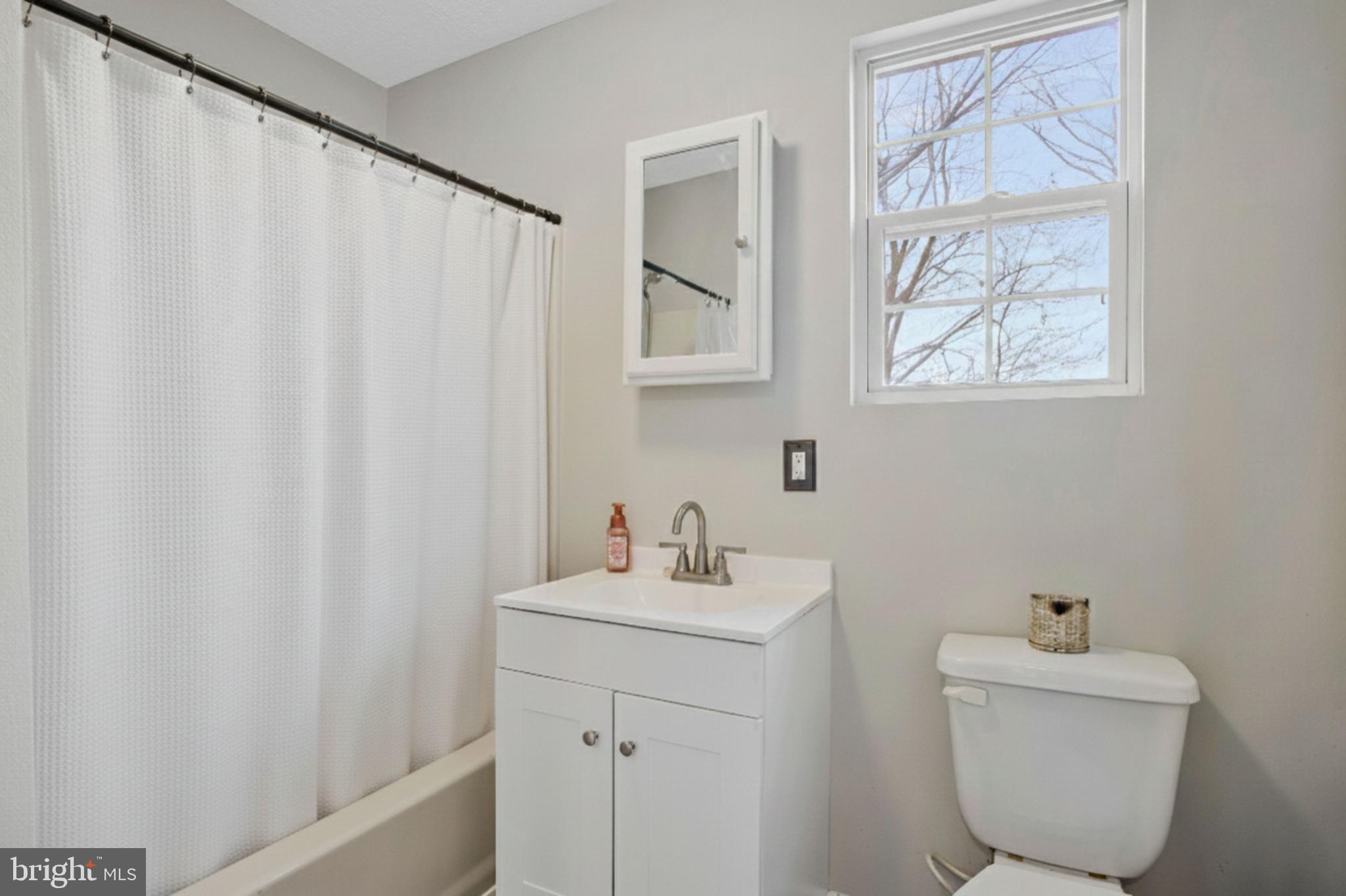 WHITE SANDS - Residential