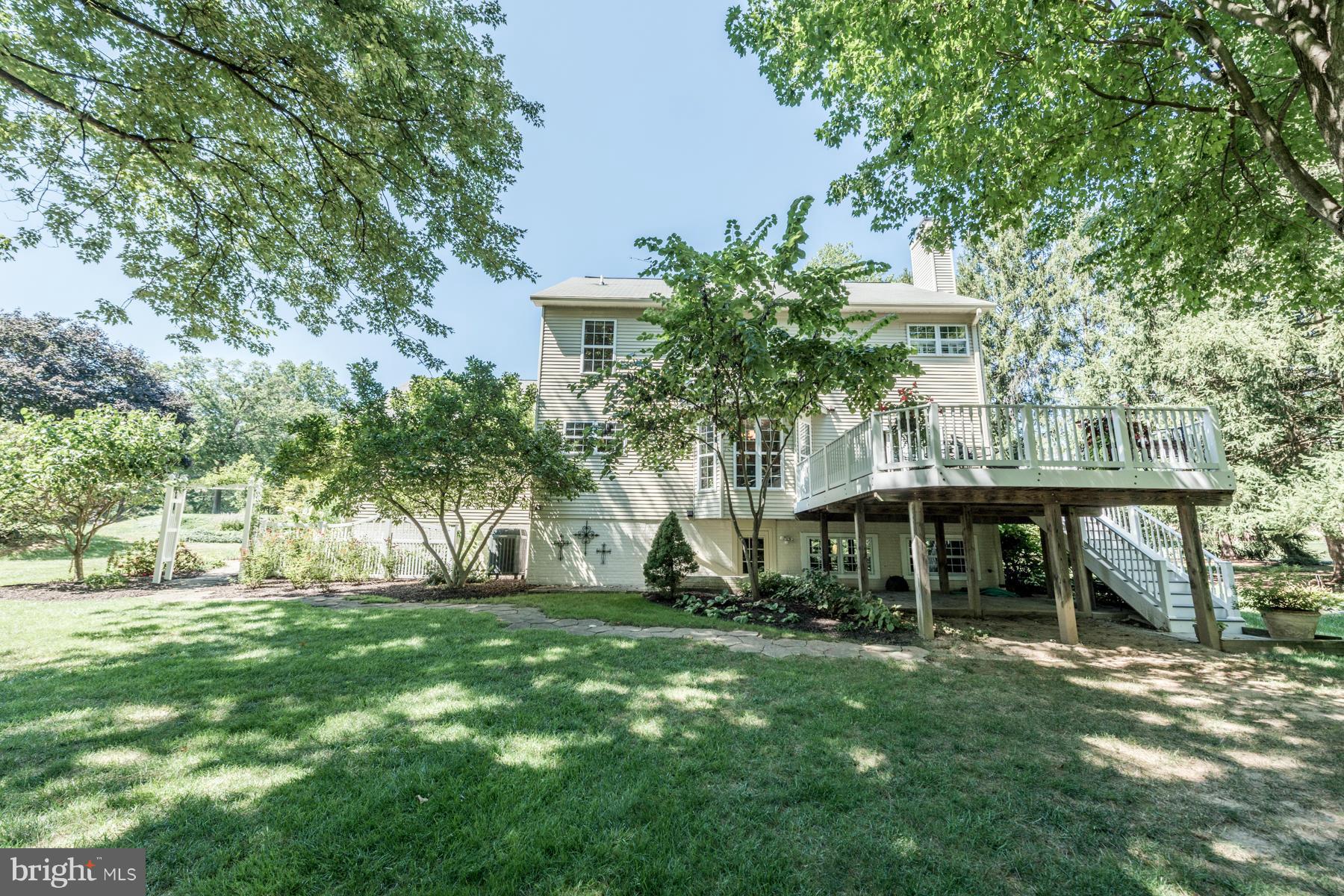 HOWARD HEIGHTS - Residential