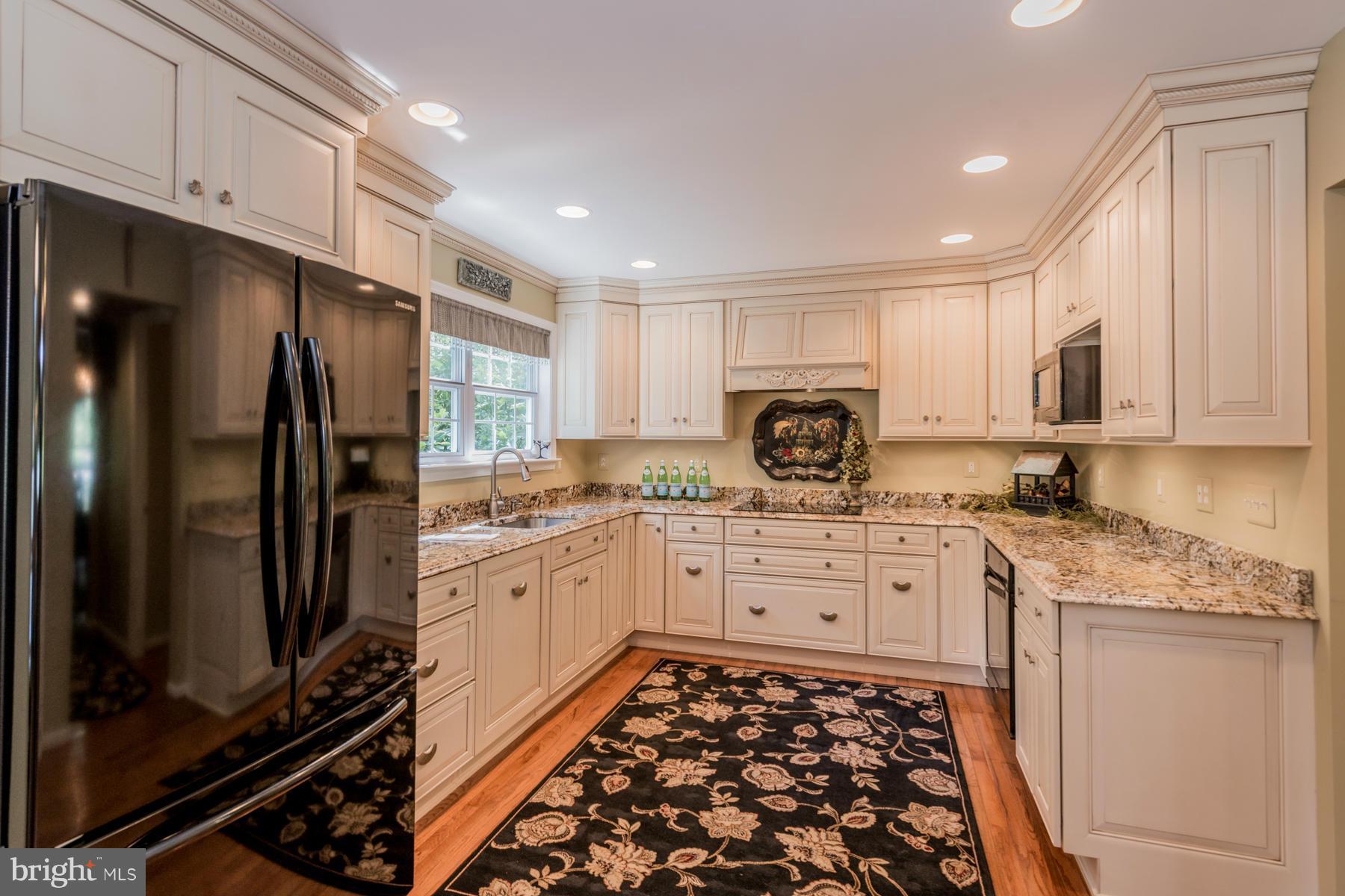 HOWARD HEIGHTS - Residential