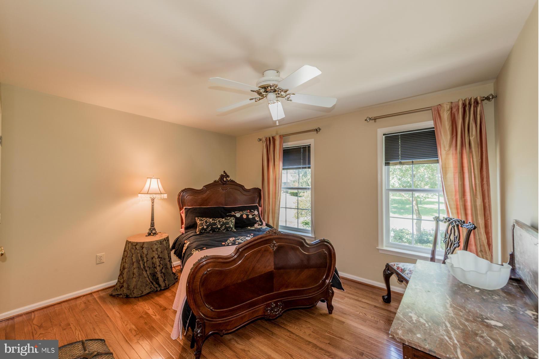 HOWARD HEIGHTS - Residential