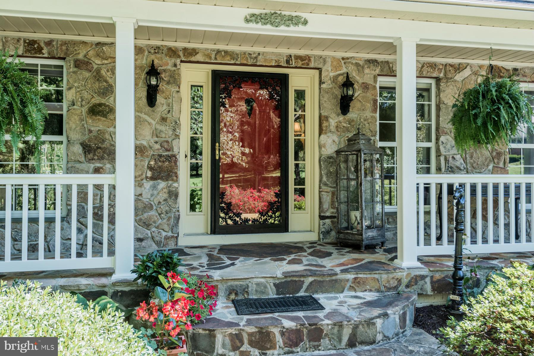 HOWARD HEIGHTS - Residential