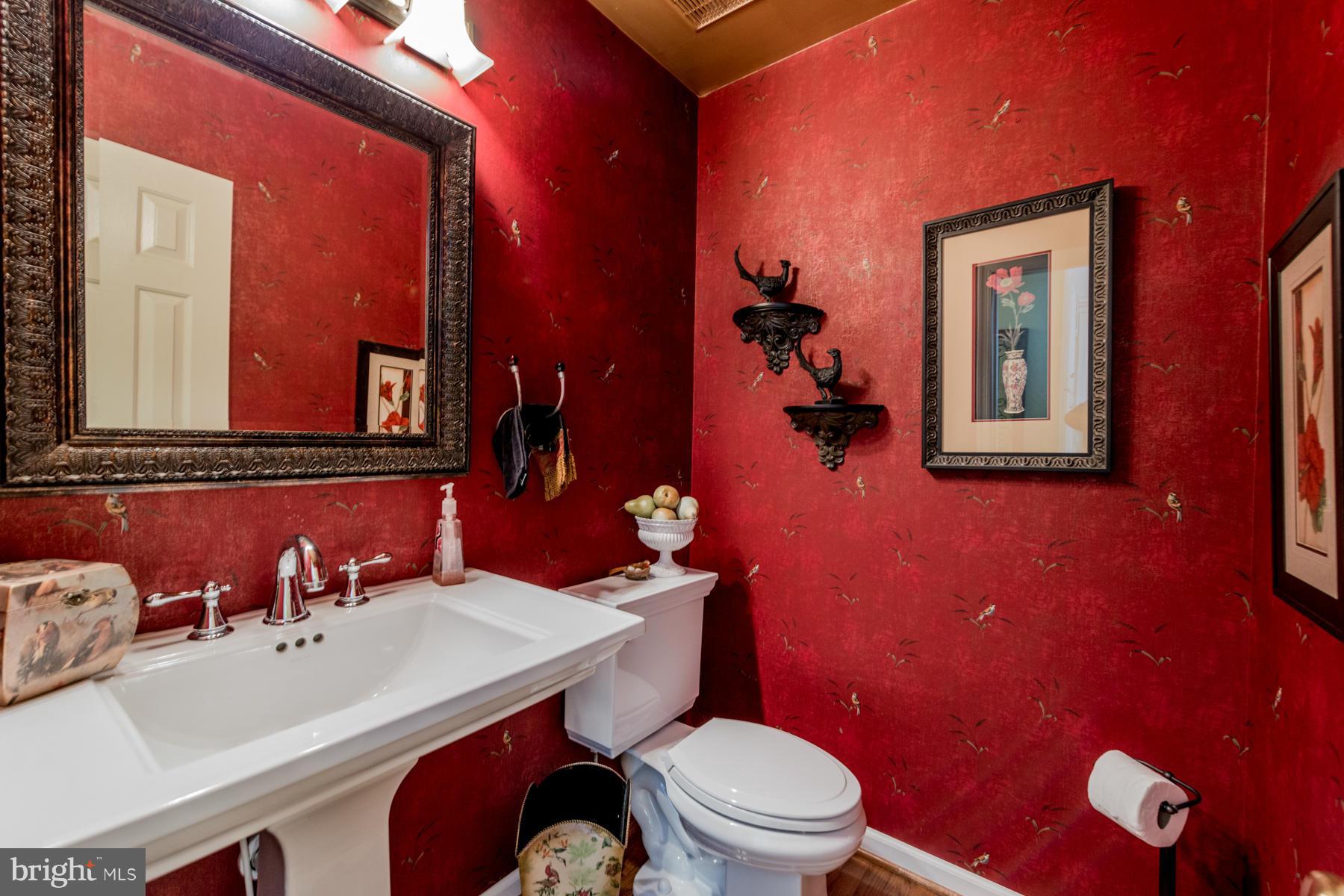 HOWARD HEIGHTS - Residential