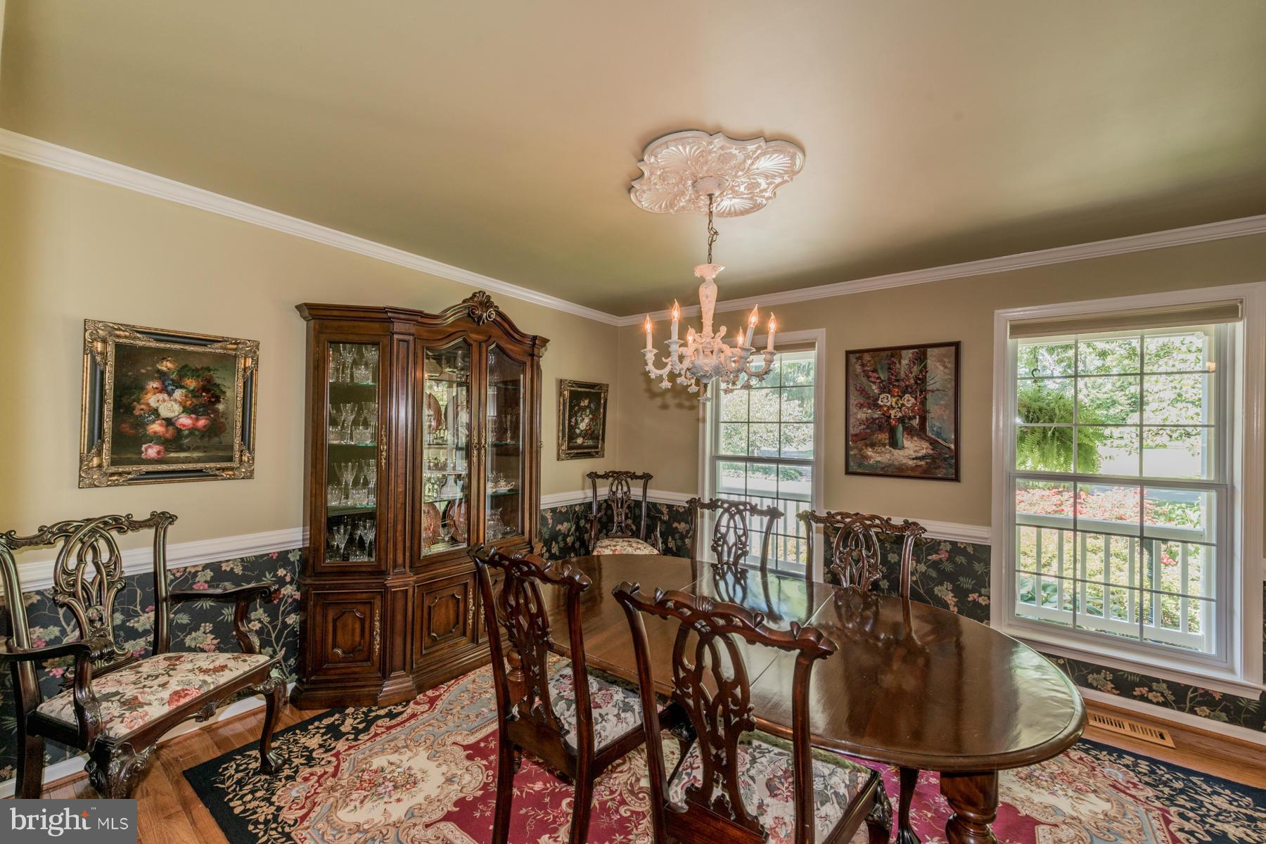 HOWARD HEIGHTS - Residential