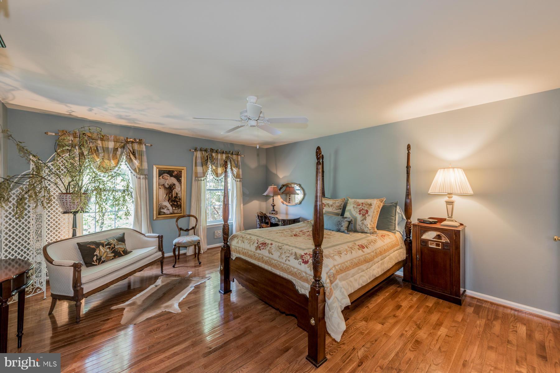 HOWARD HEIGHTS - Residential