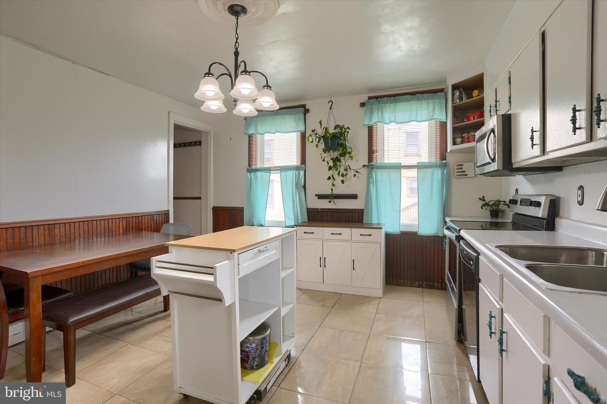 HEBRON PARK - Residential