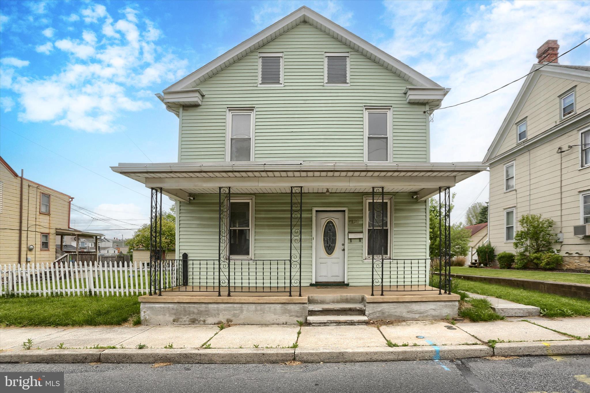 HEBRON PARK - Residential