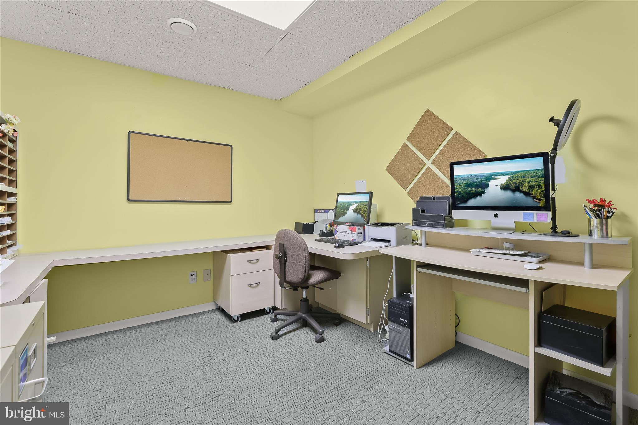 VELVET HILLS - Residential