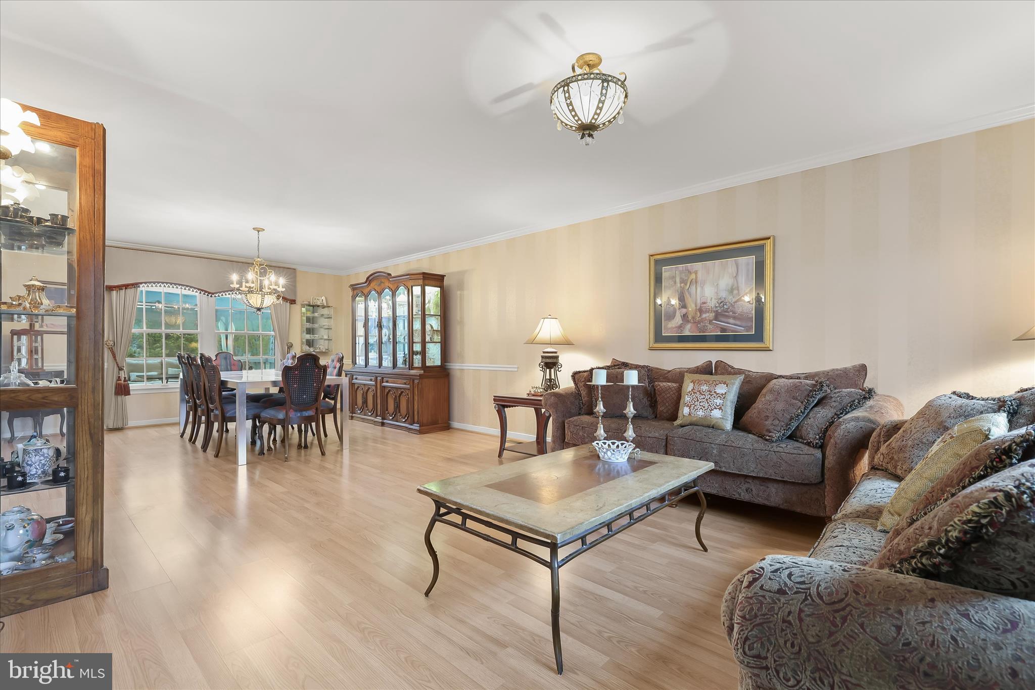 VELVET HILLS - Residential