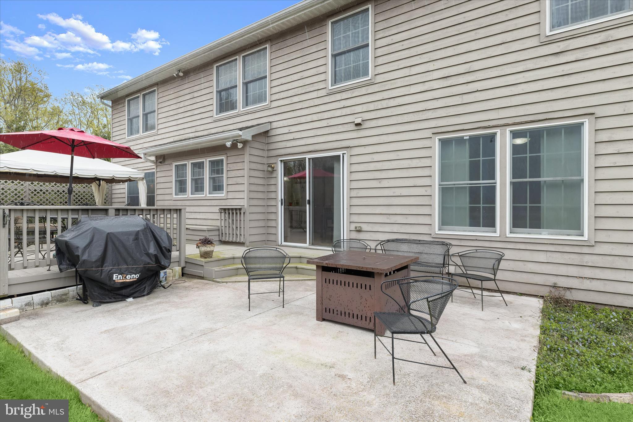 VELVET HILLS - Residential