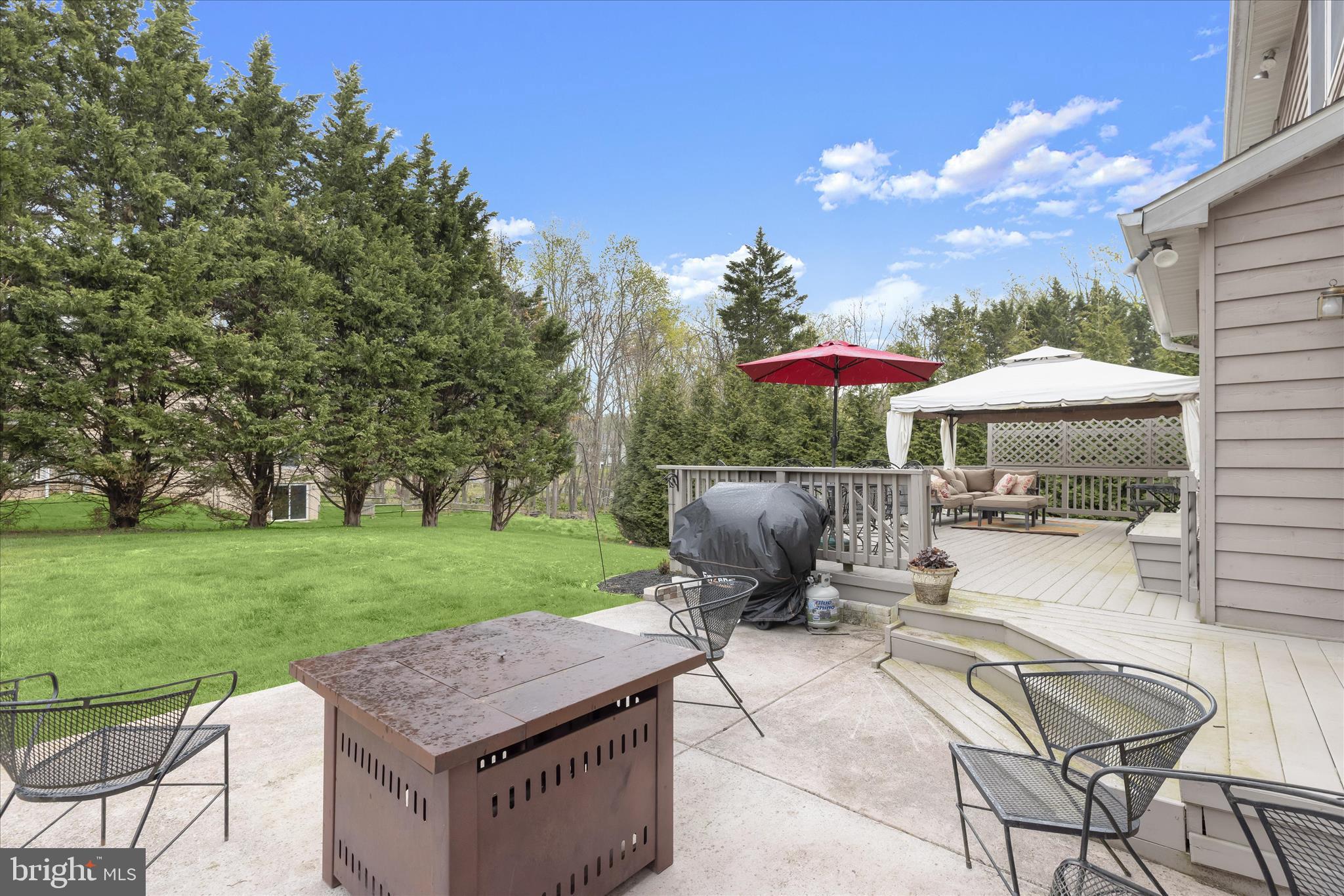 VELVET HILLS - Residential