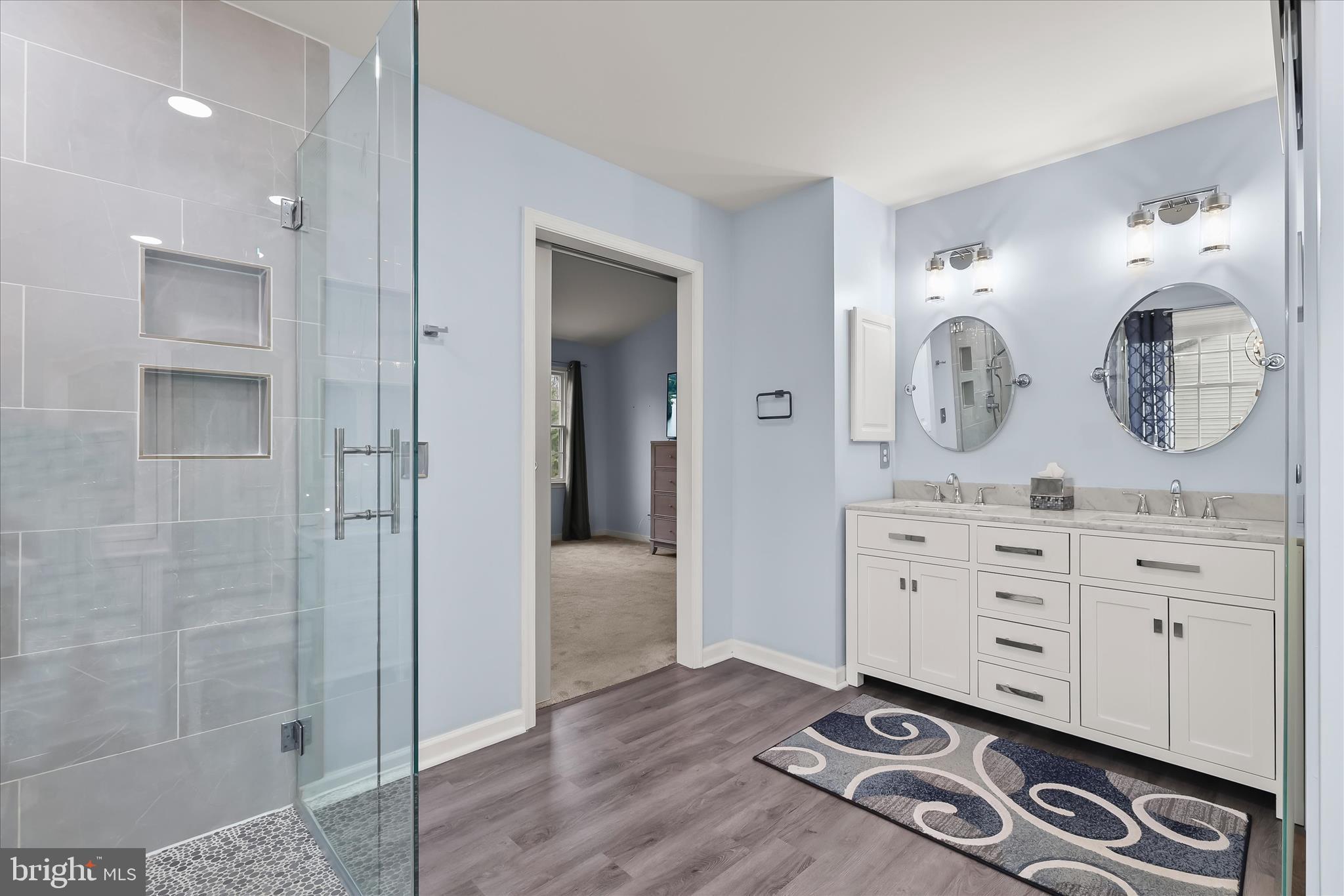 VELVET HILLS - Residential