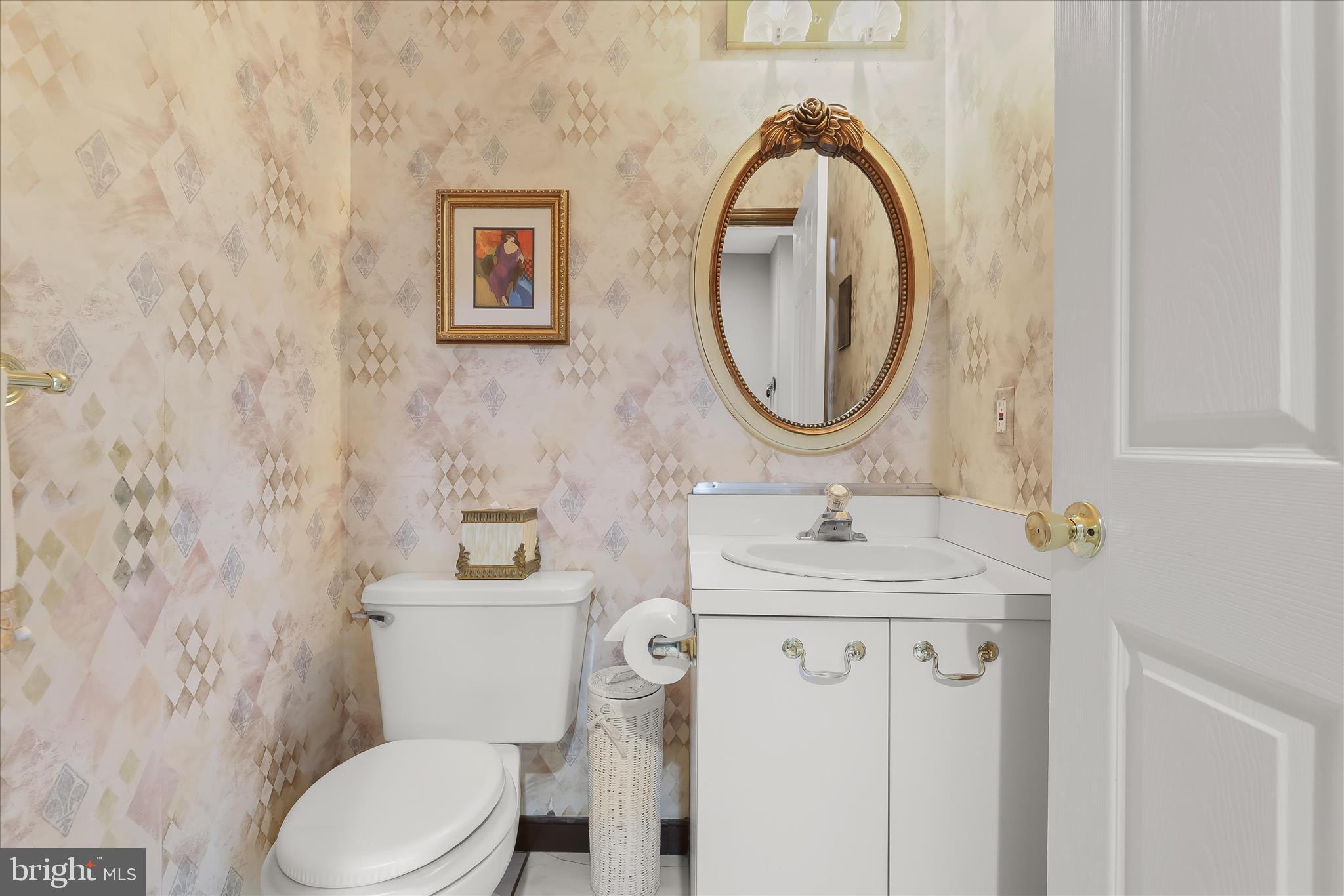 VELVET HILLS - Residential