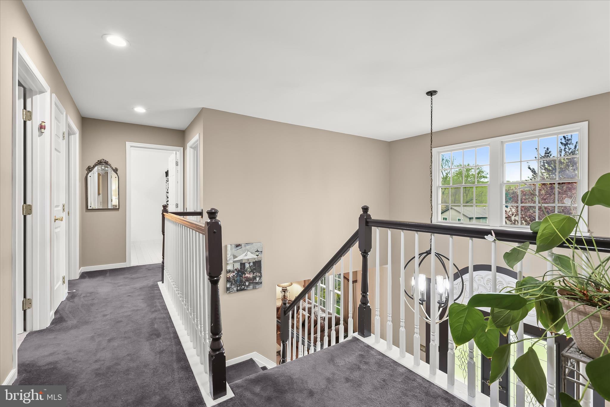 VELVET HILLS - Residential