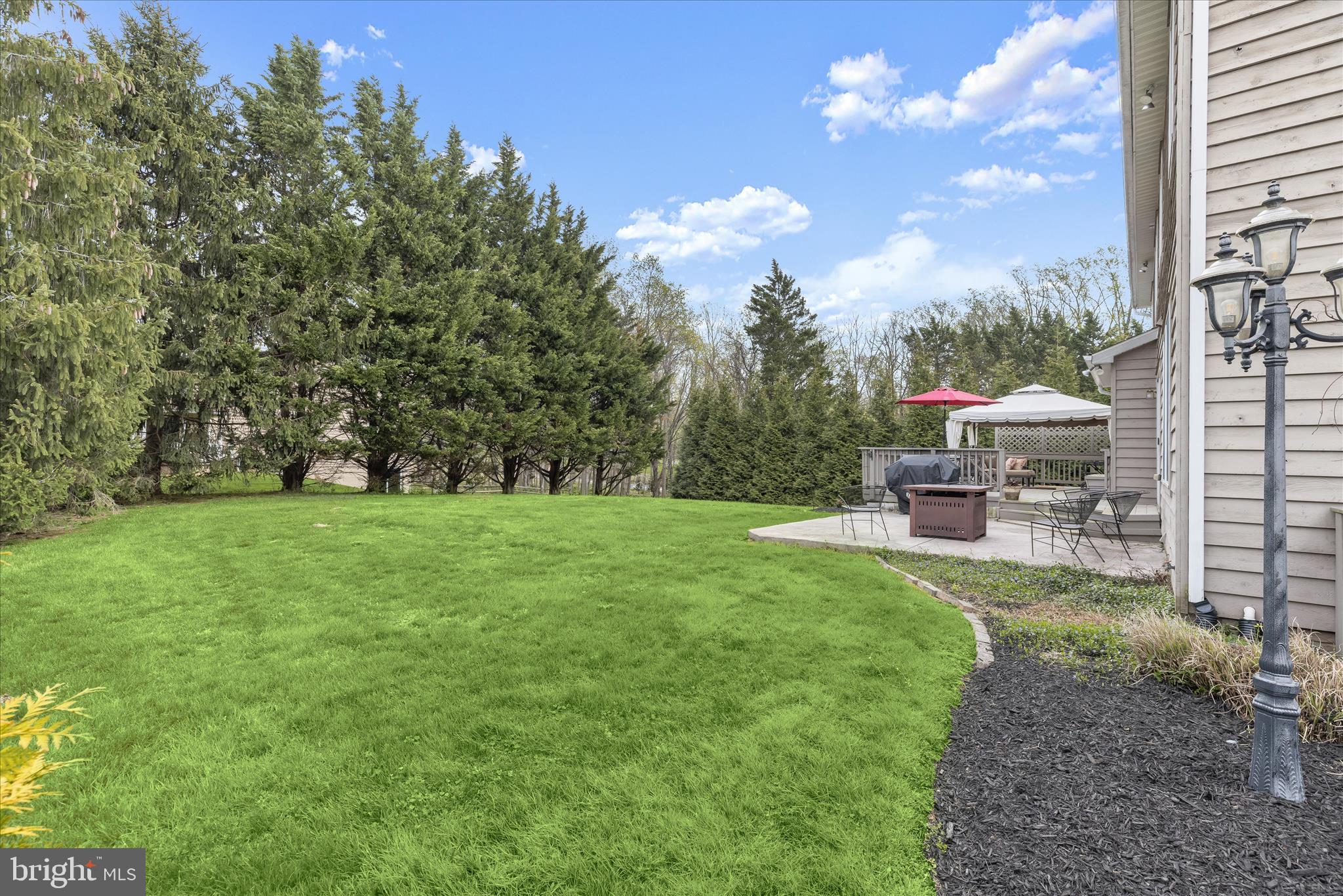 VELVET HILLS - Residential