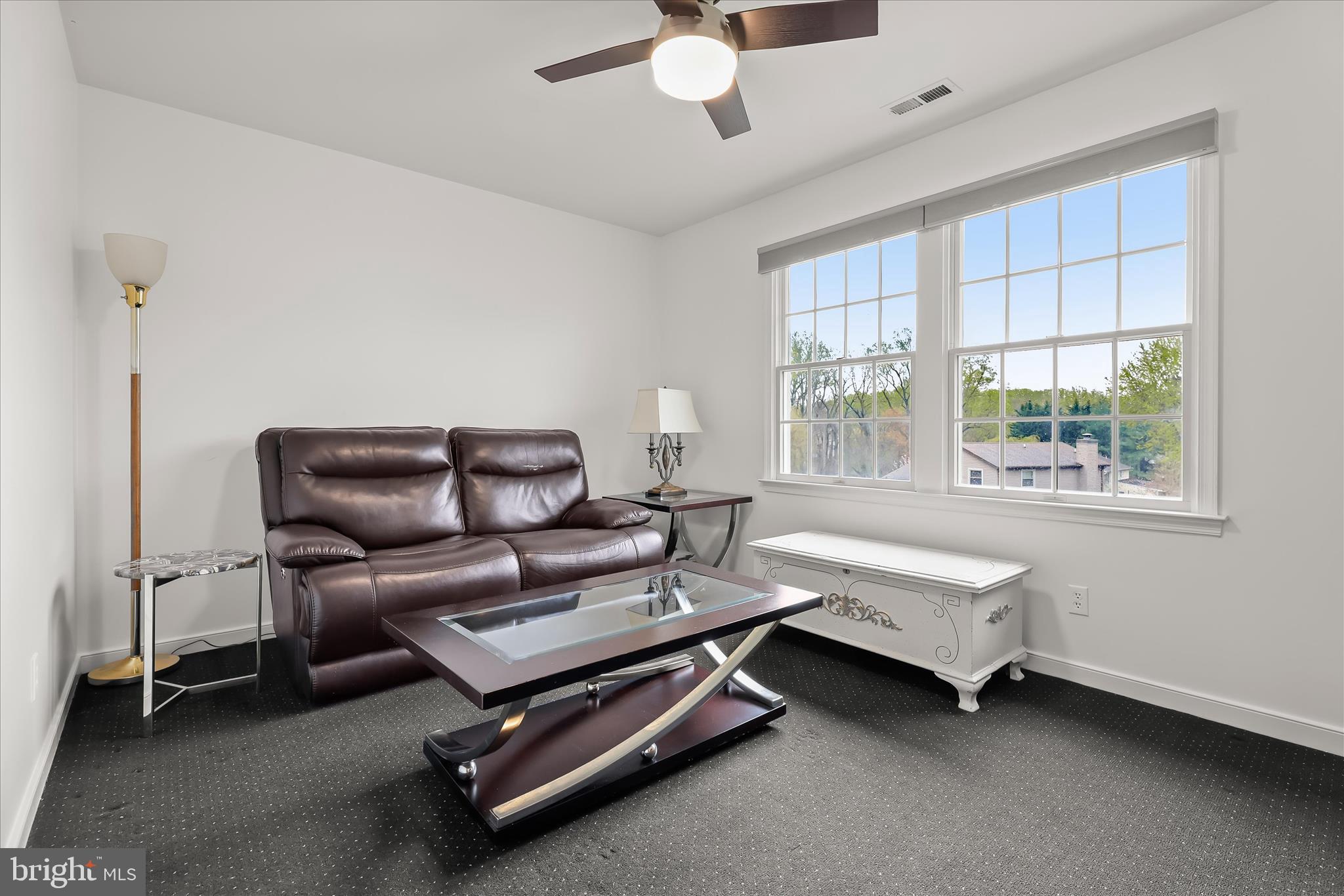 VELVET HILLS - Residential