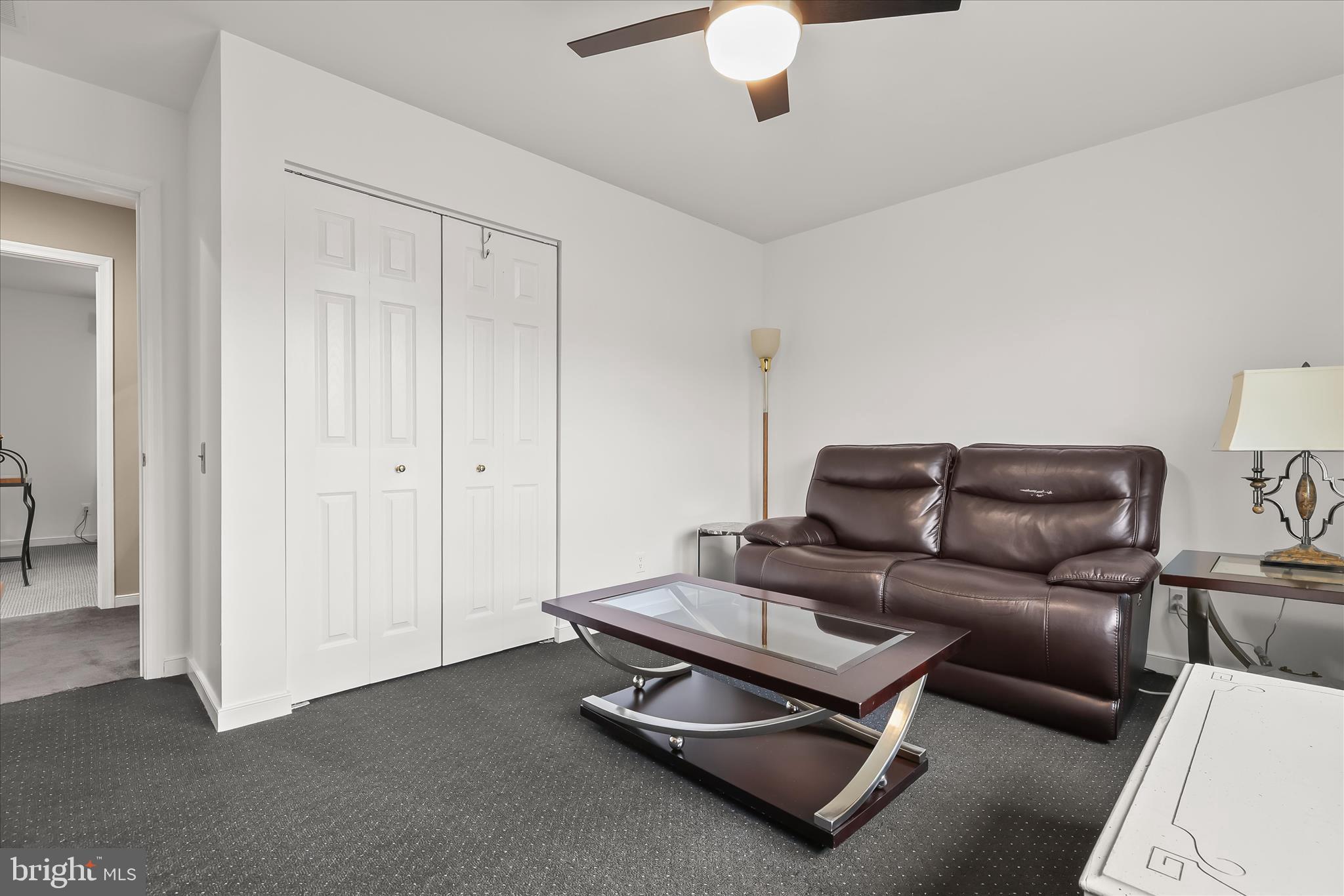 VELVET HILLS - Residential