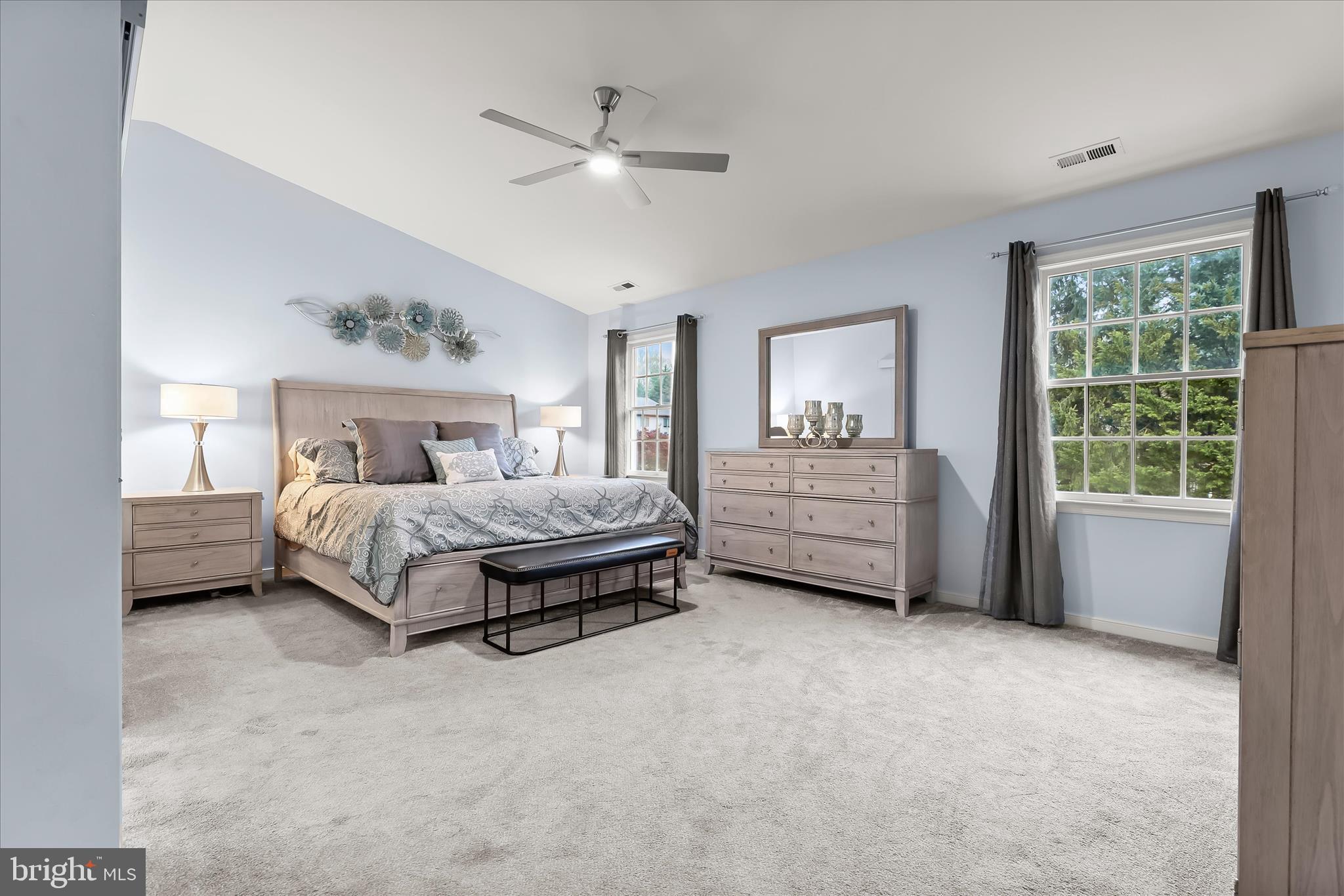 VELVET HILLS - Residential