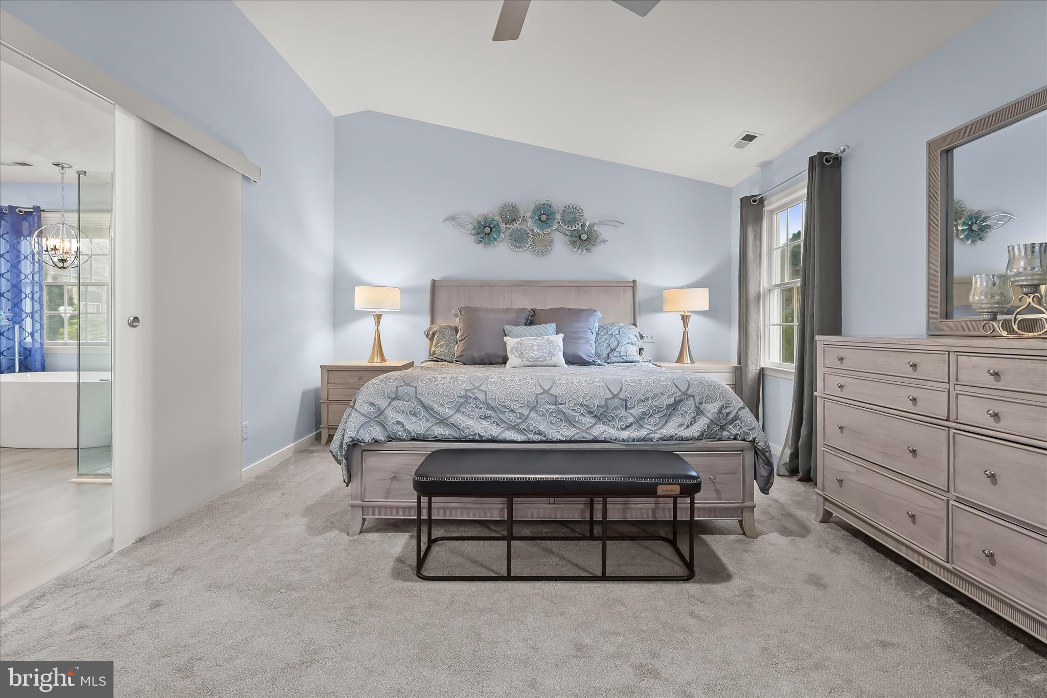 VELVET HILLS - Residential