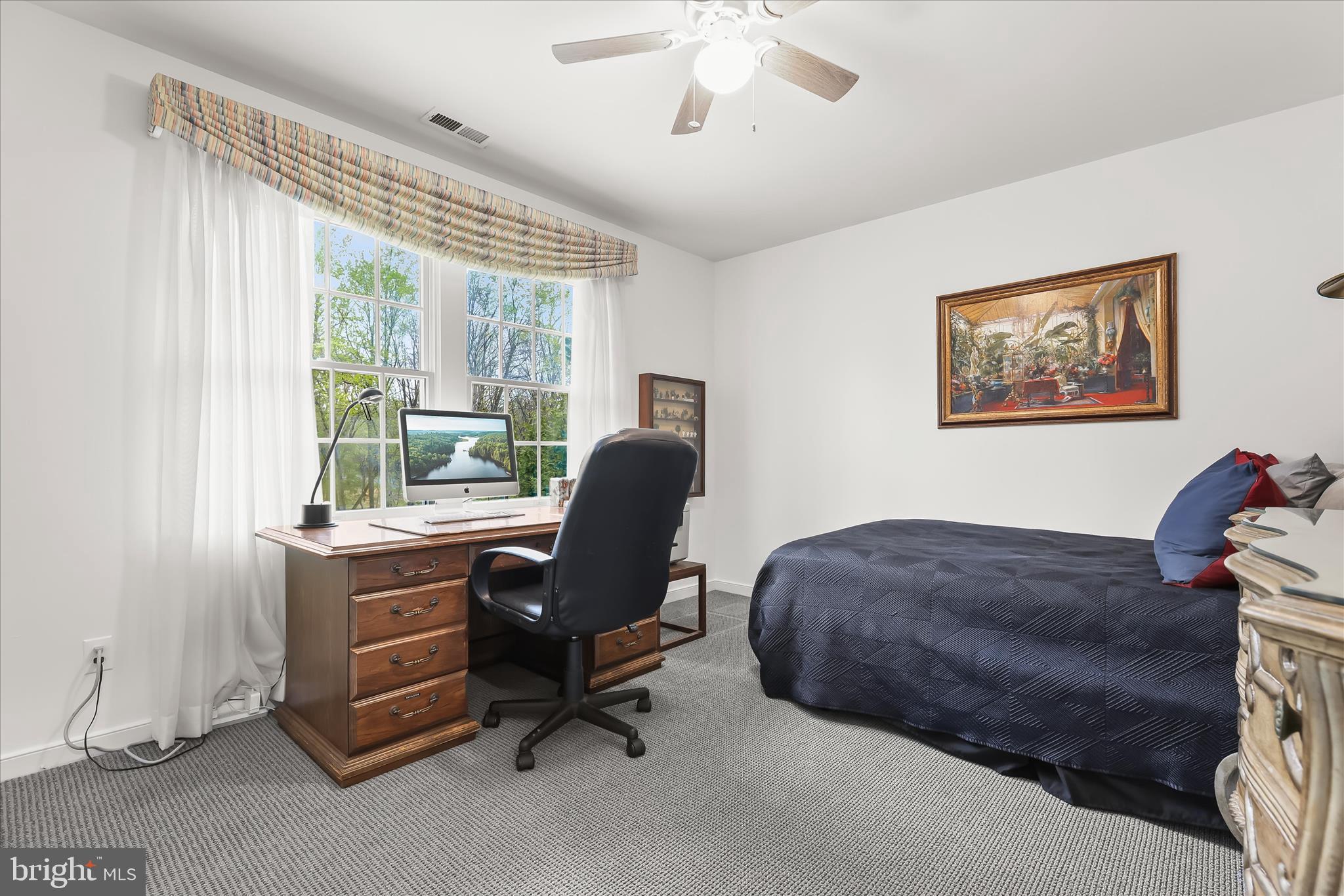 VELVET HILLS - Residential