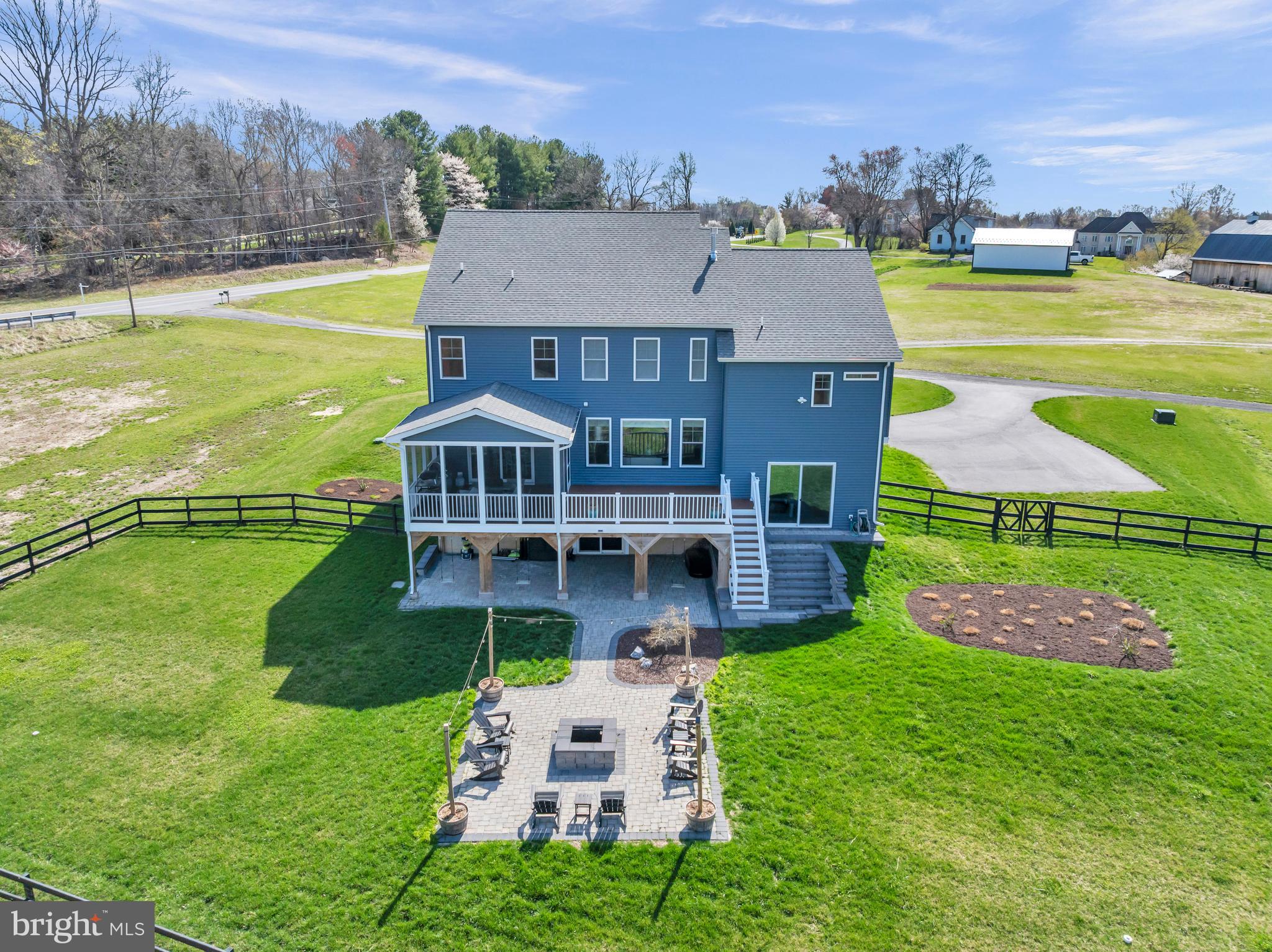 WALNUT HILL FARM - Residential