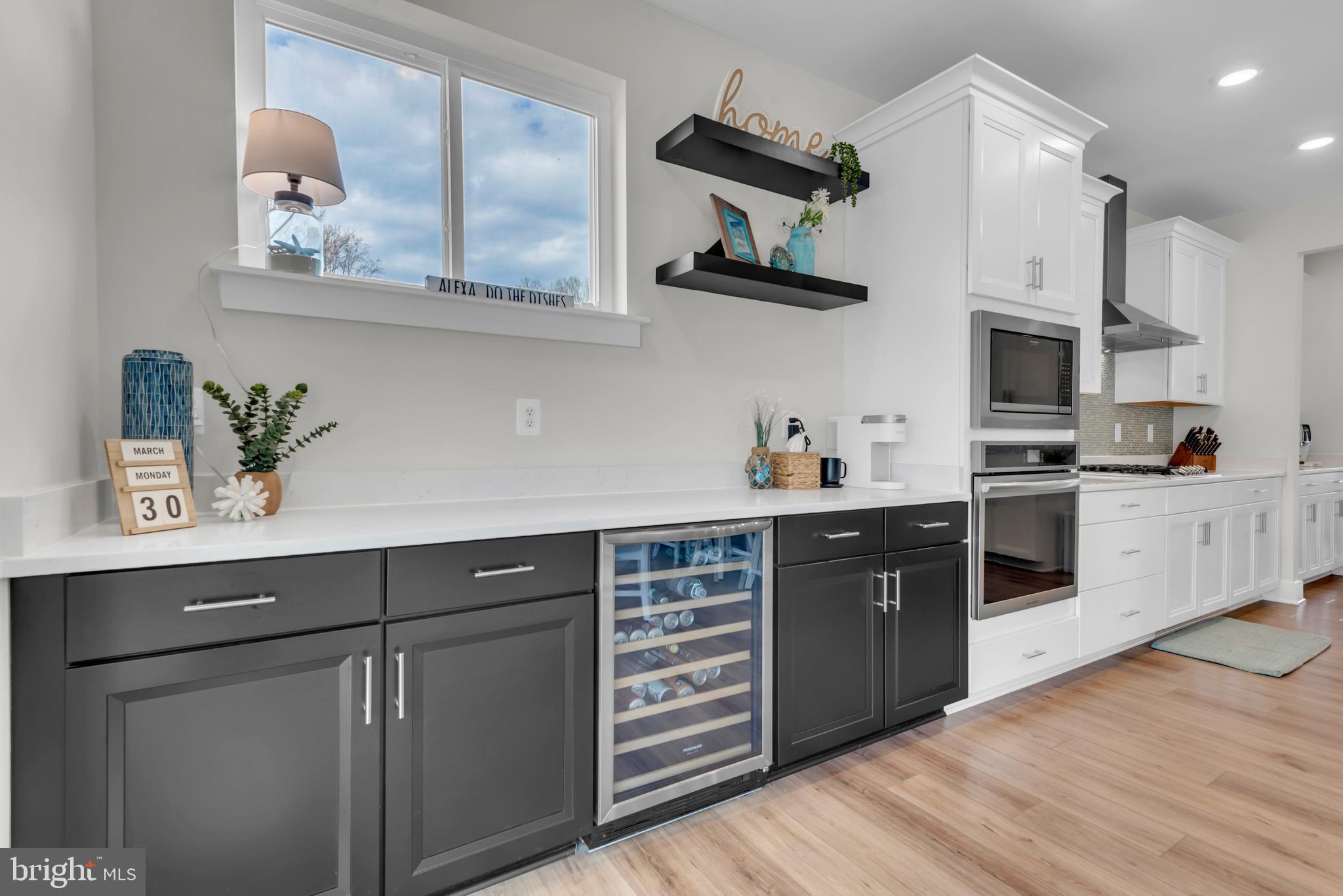 WALNUT HILL FARM - Residential