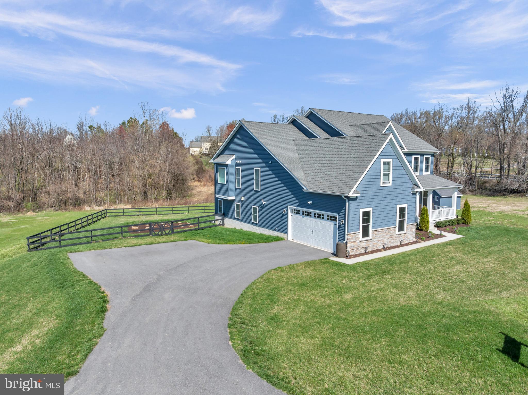 WALNUT HILL FARM - Residential