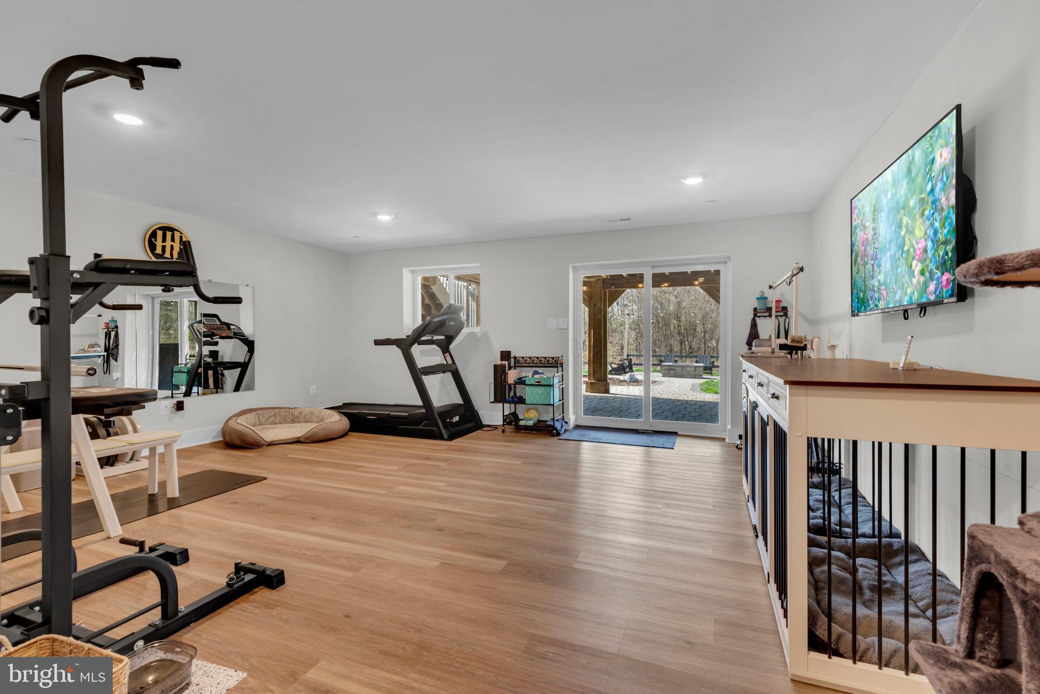 WALNUT HILL FARM - Residential