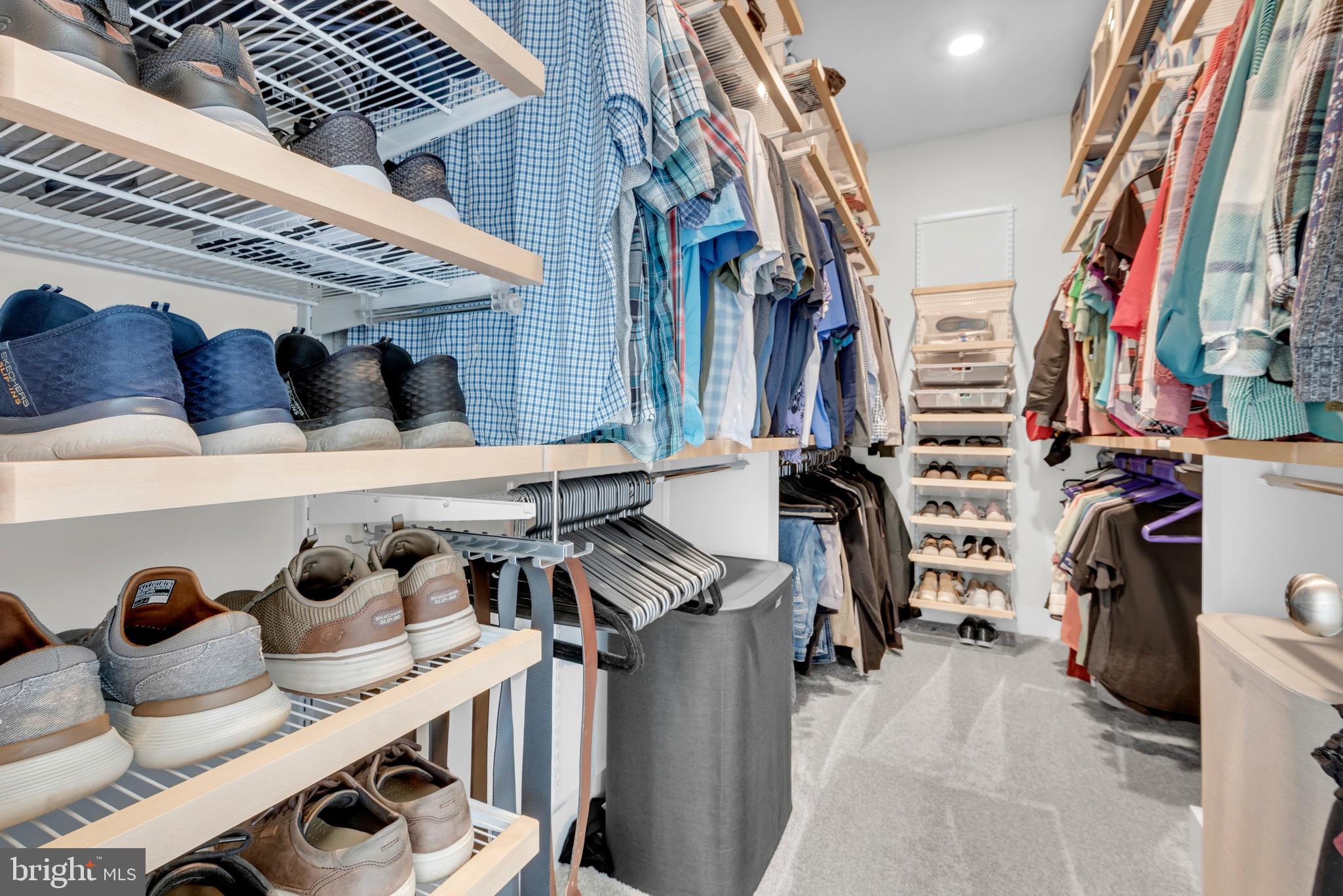 WALNUT HILL FARM - Residential