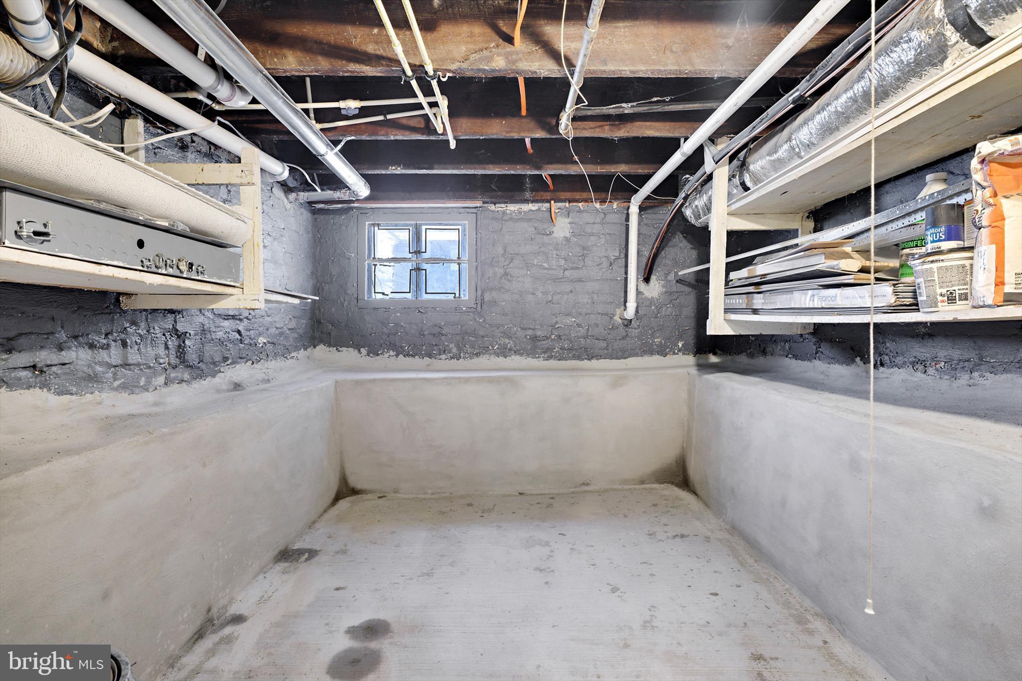 COLD SPRING NEWTOWN - Residential