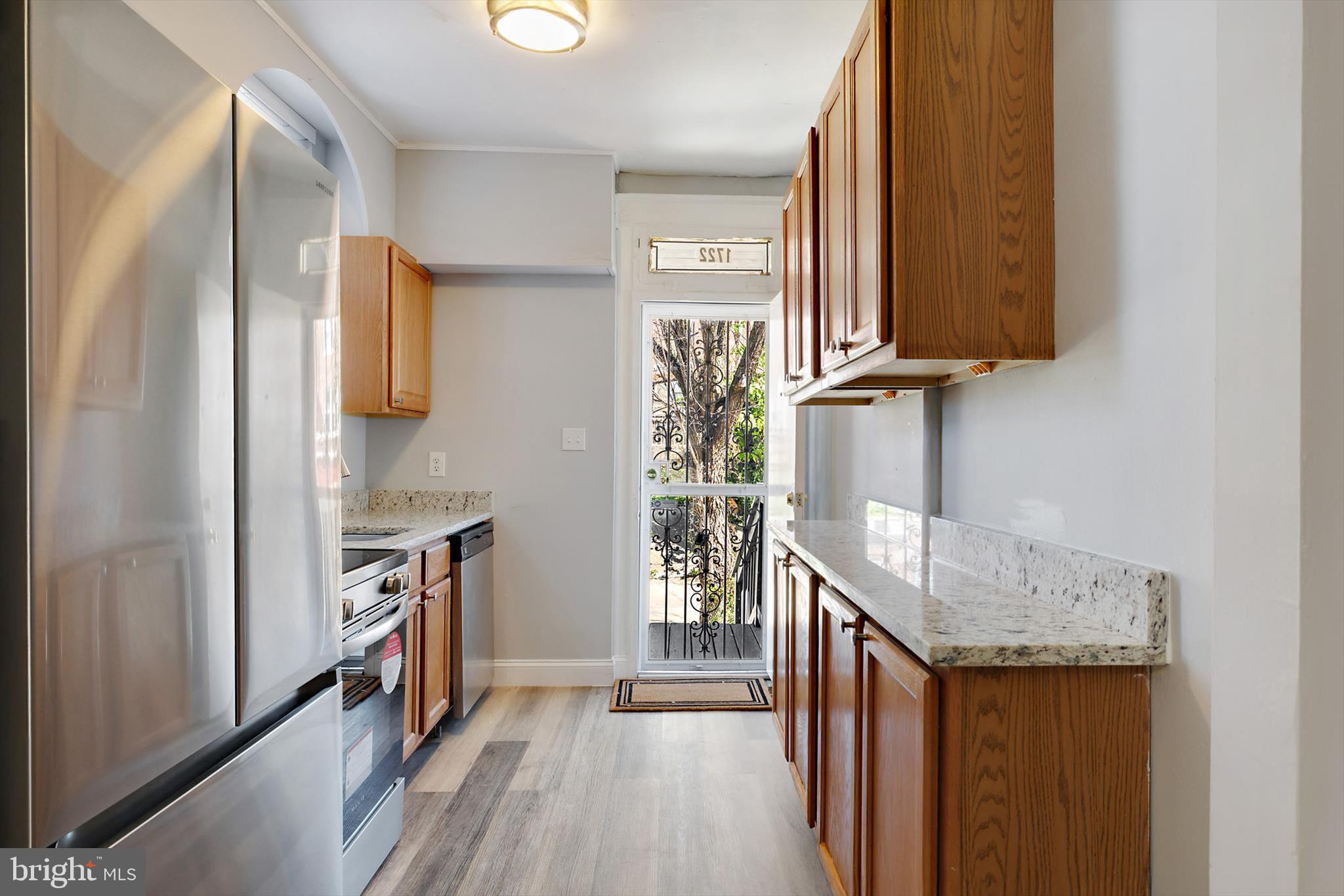 COLD SPRING NEWTOWN - Residential