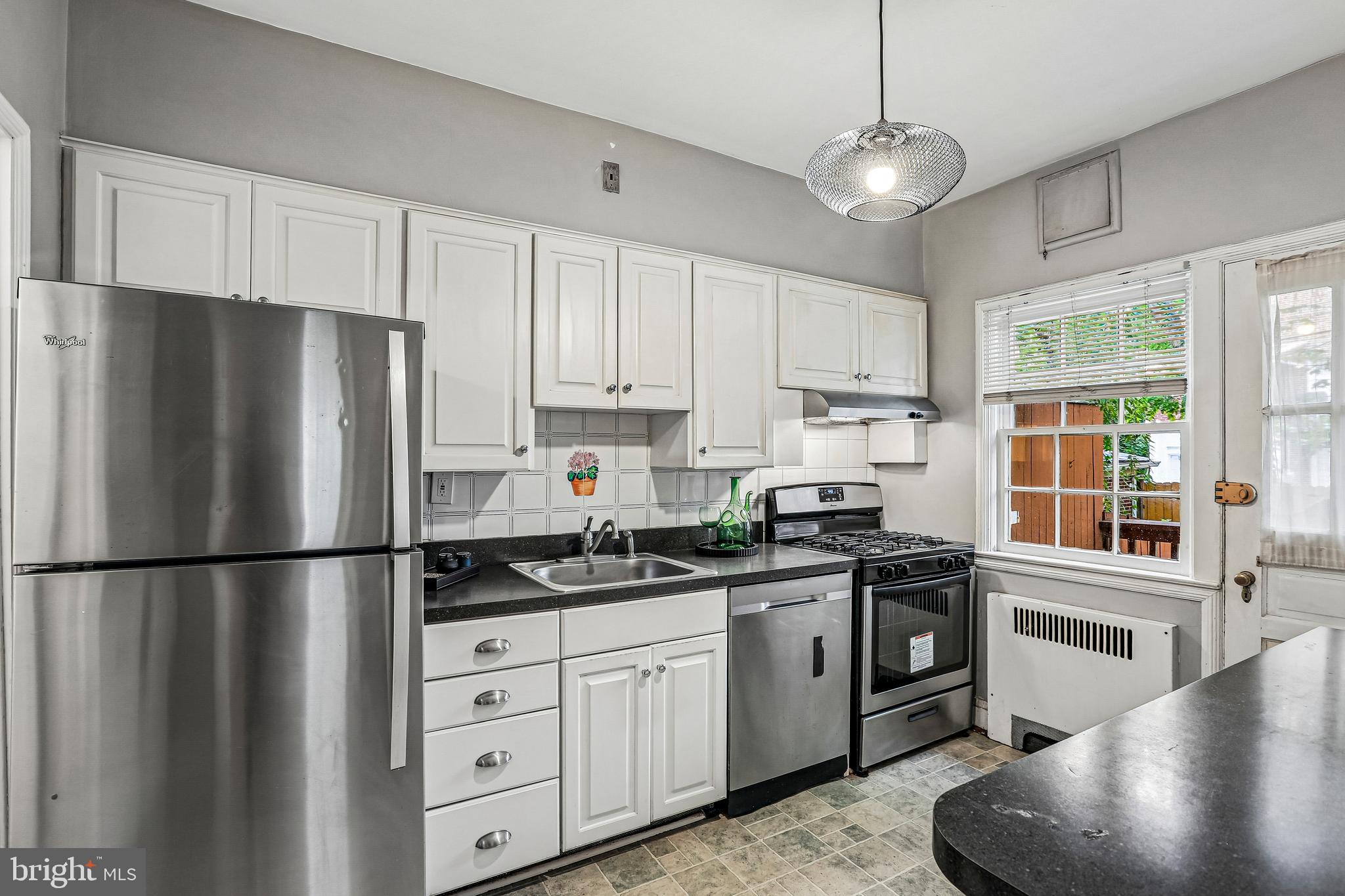 1528 SHADYSIDE ROAD
