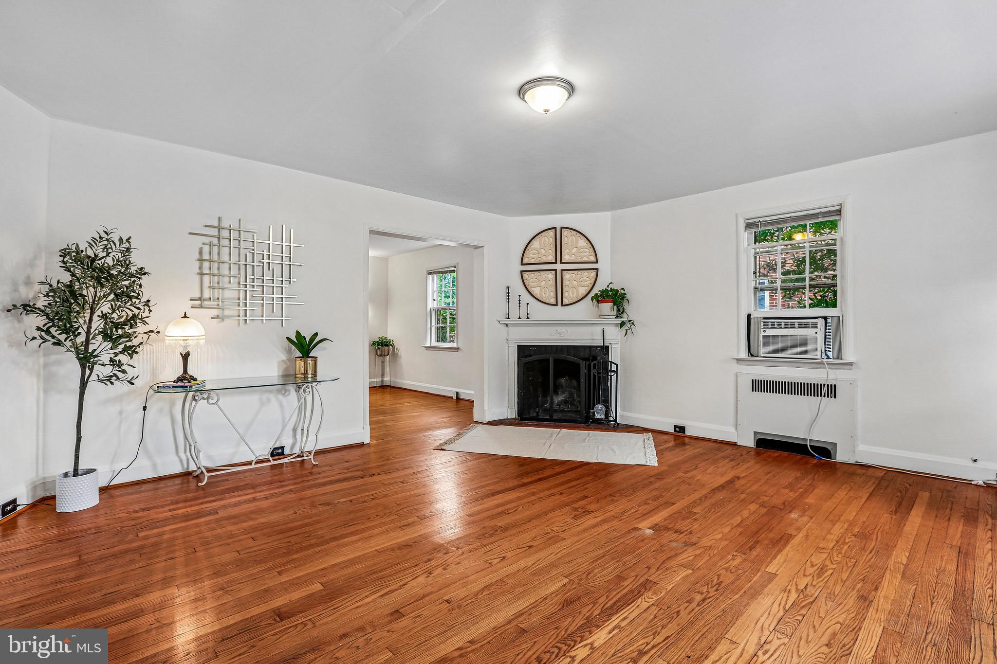 1528 SHADYSIDE ROAD