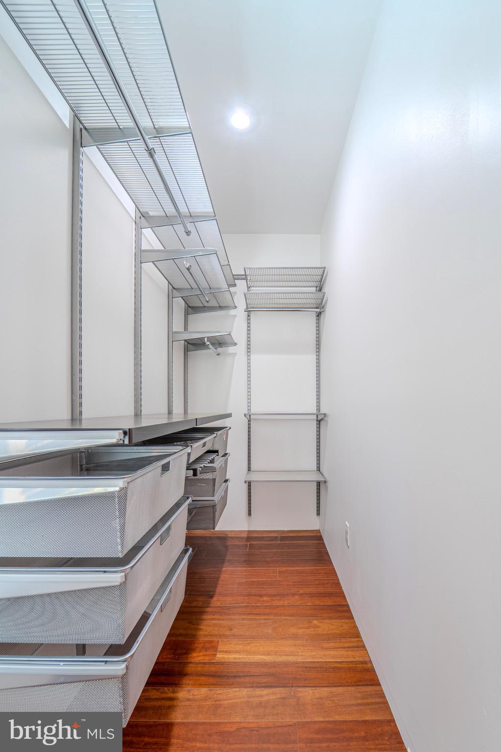 UNIVERSITY CITY - Residential Lease