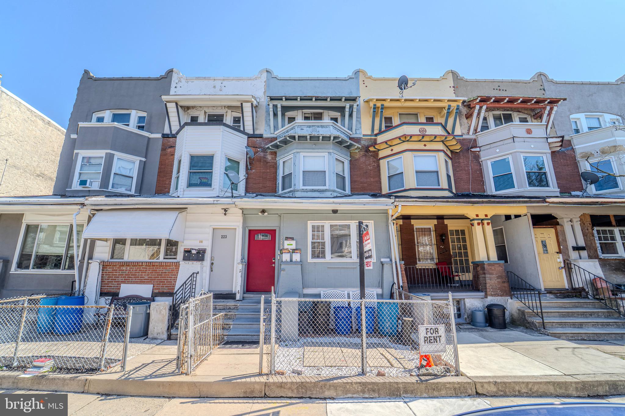 UNIVERSITY CITY - Residential Lease