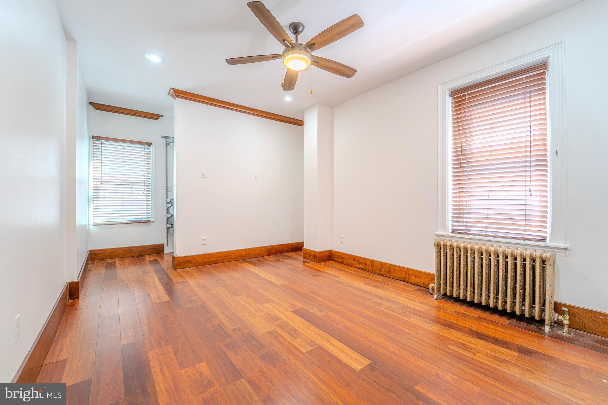 UNIVERSITY CITY - Residential Lease