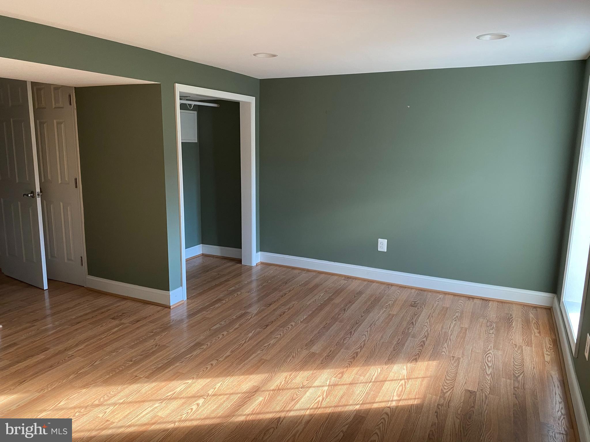 LOTHIAN - Residential Lease