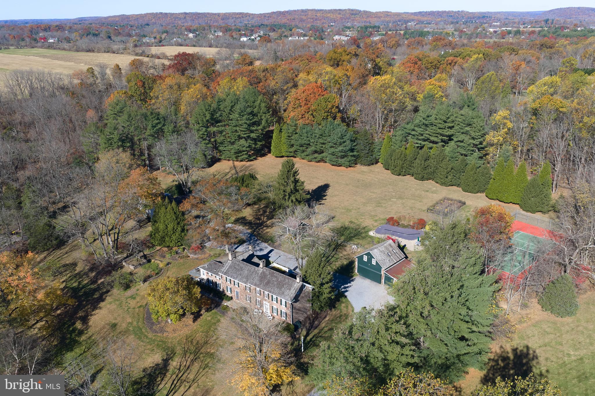 WASHINGTON CROSSING - Residential