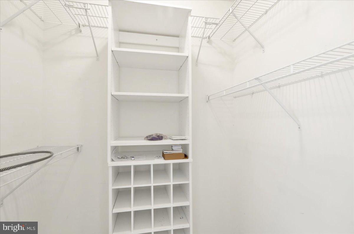 OAK HILL - Residential