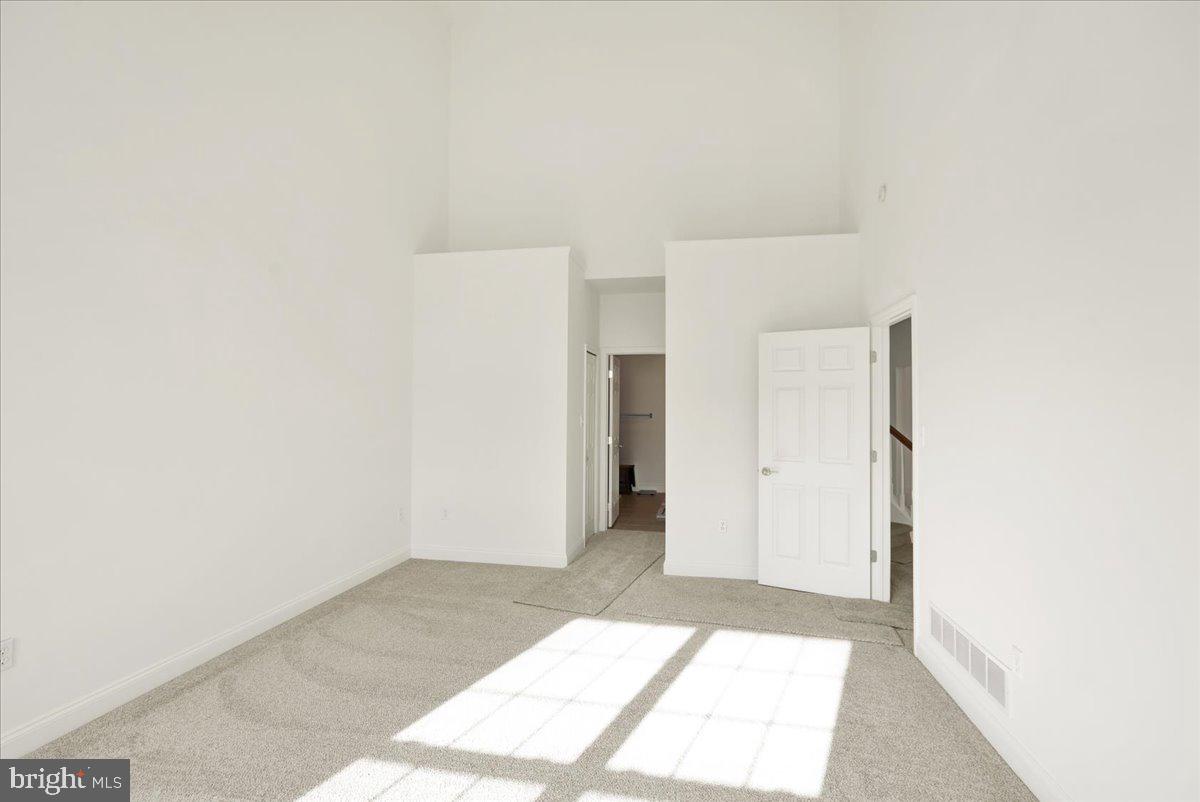 OAK HILL - Residential