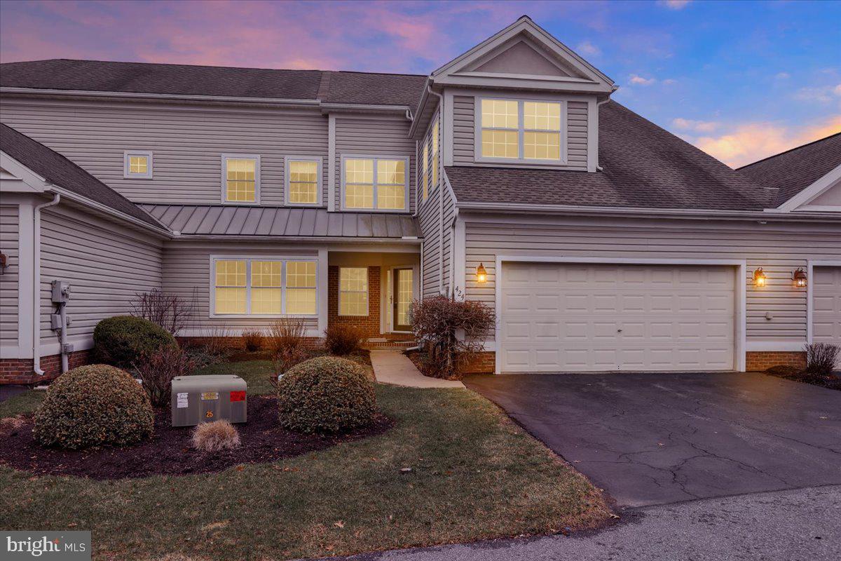 OAK HILL - Residential