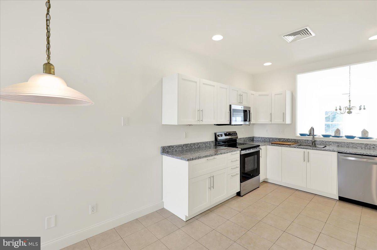 OAK HILL - Residential