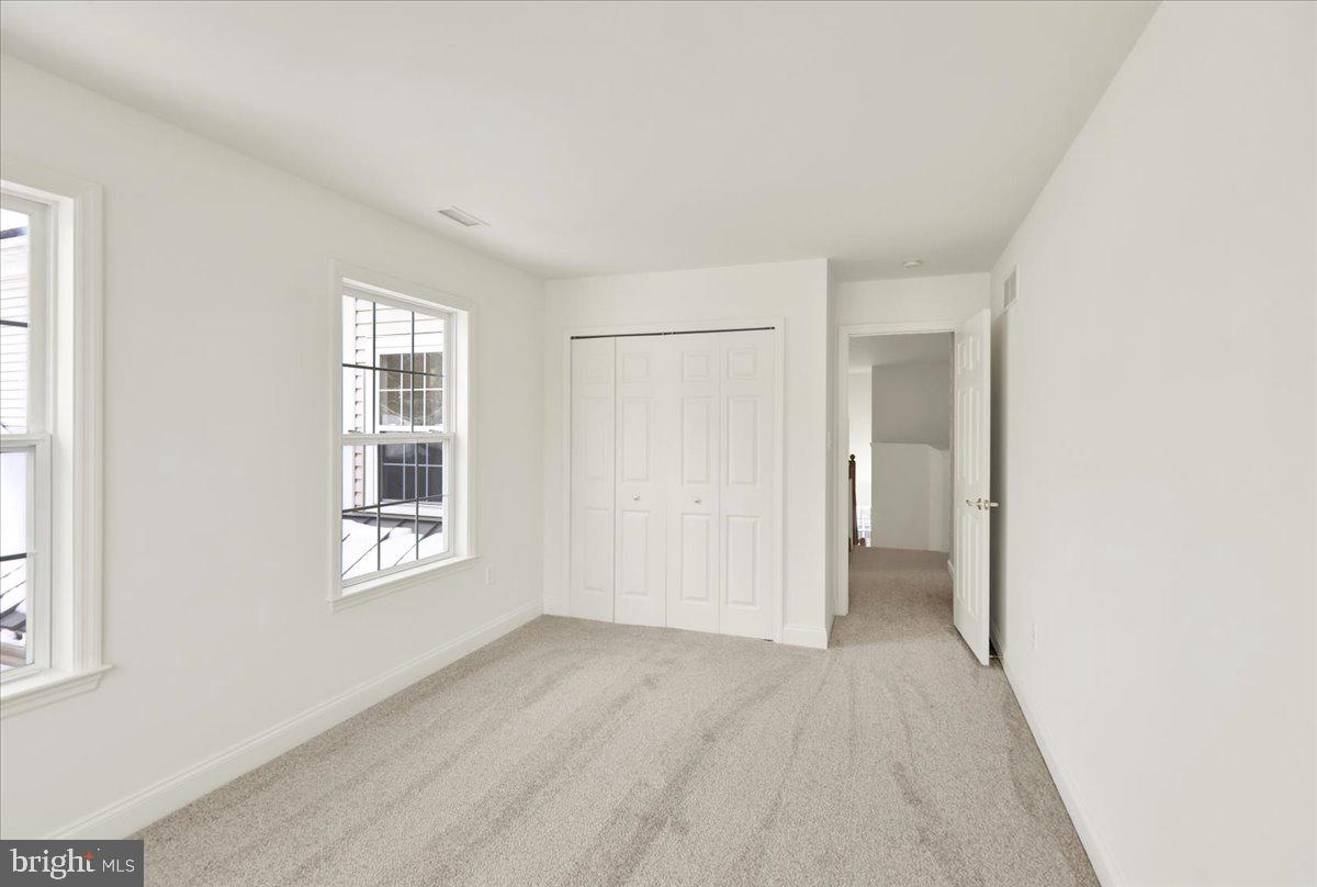 OAK HILL - Residential