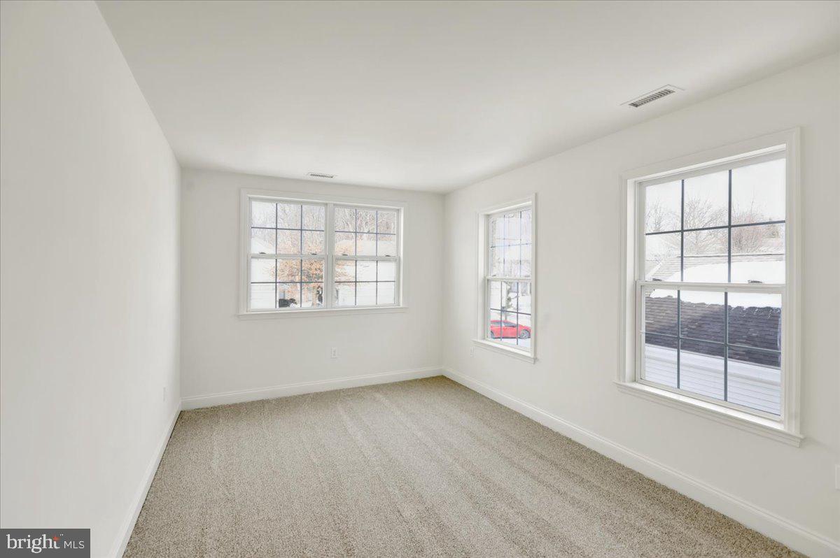 OAK HILL - Residential