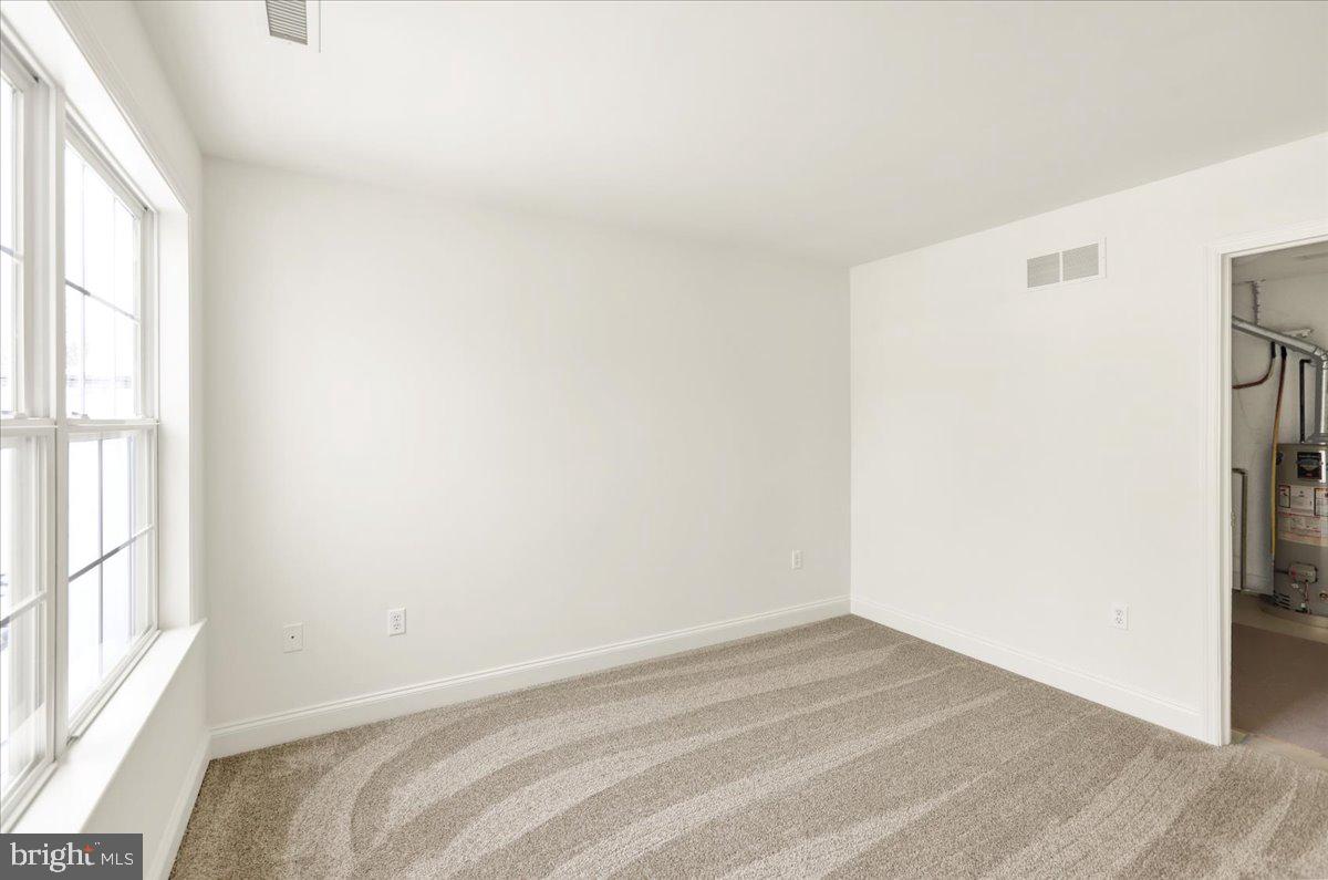 OAK HILL - Residential