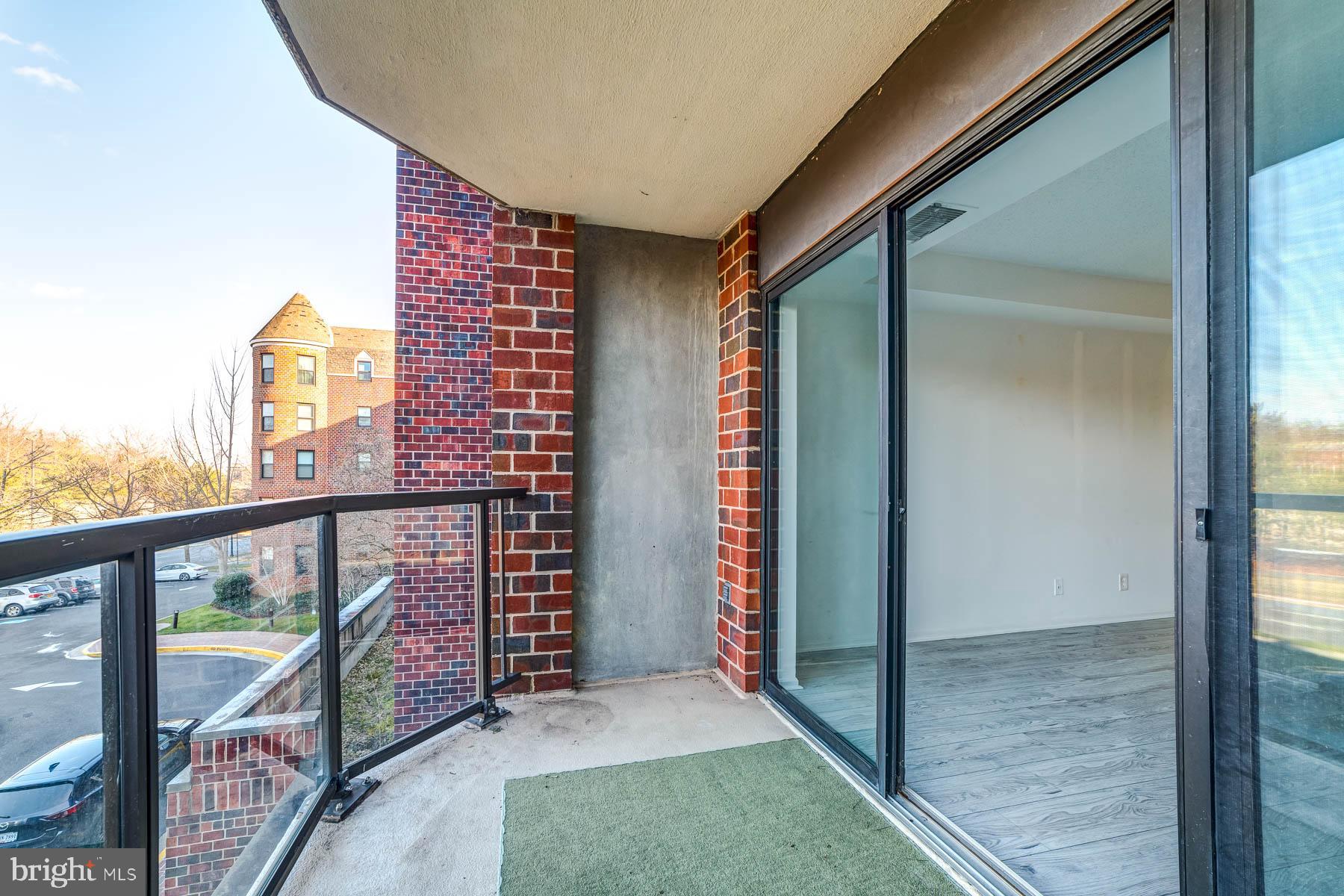 ASTORIA - Residential Lease