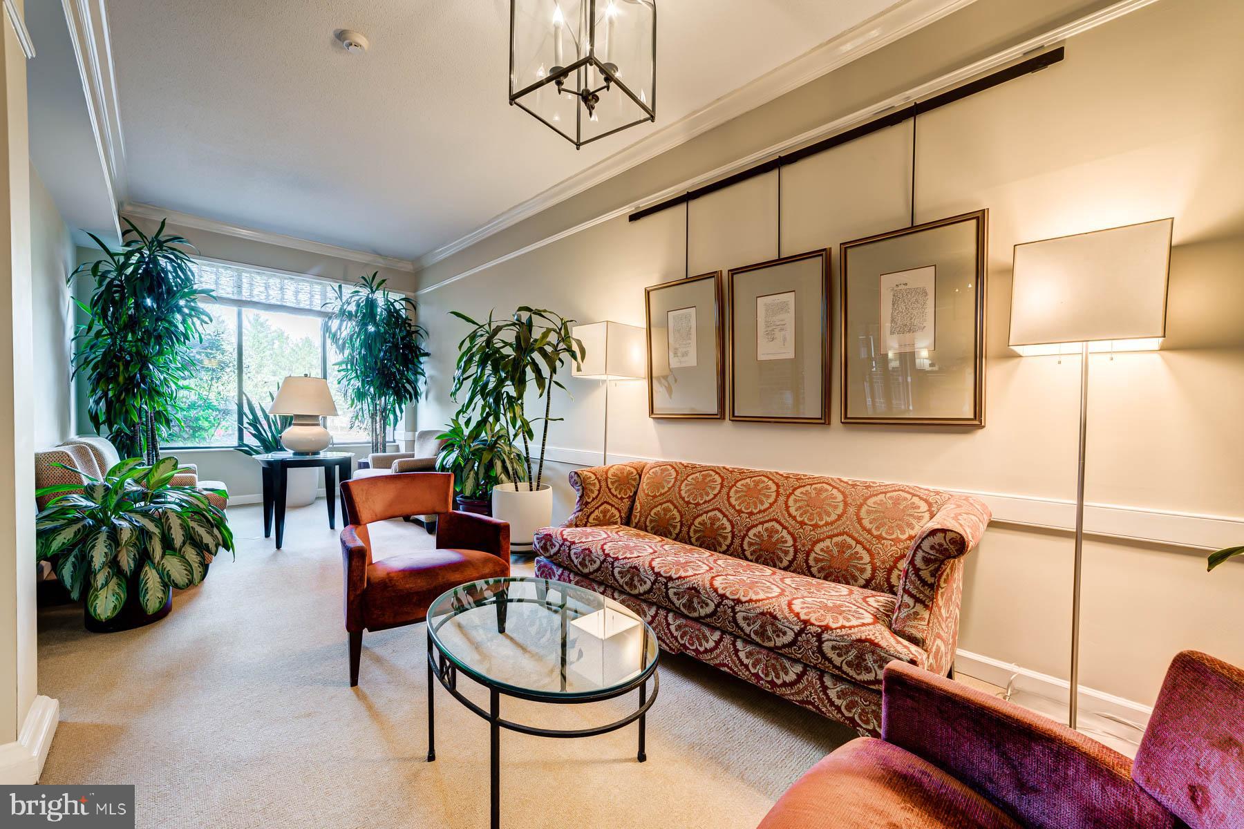 ASTORIA - Residential Lease