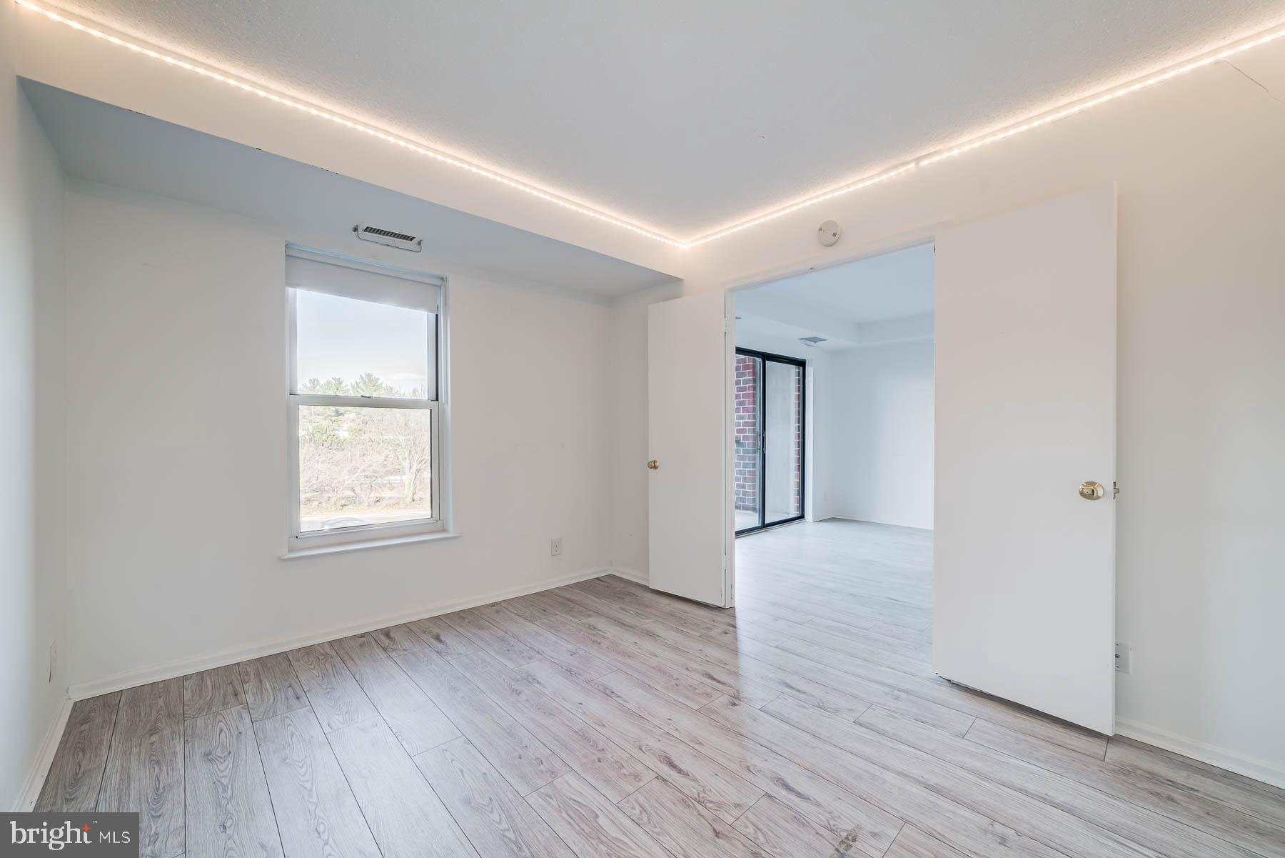 ASTORIA - Residential Lease