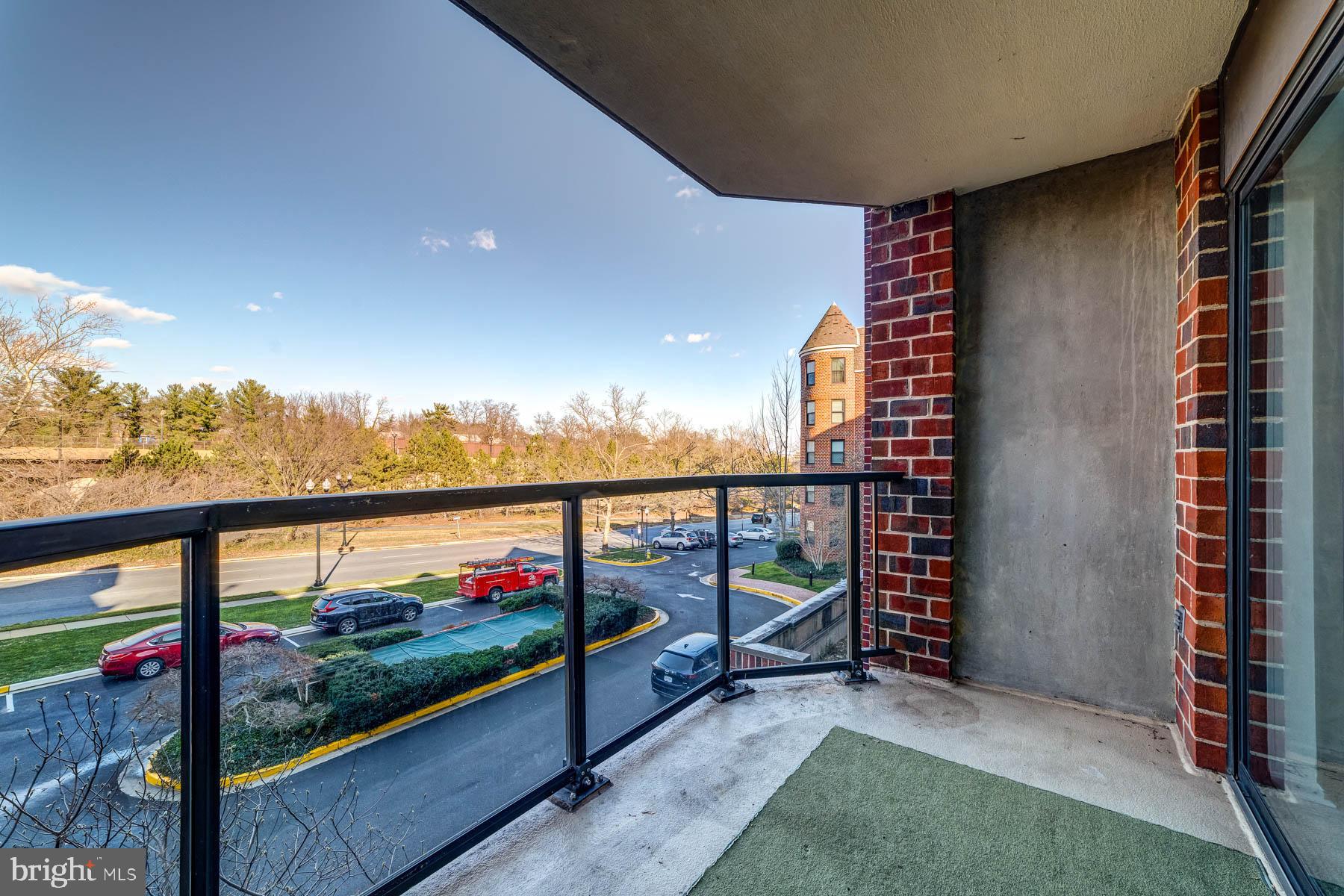 ASTORIA - Residential Lease